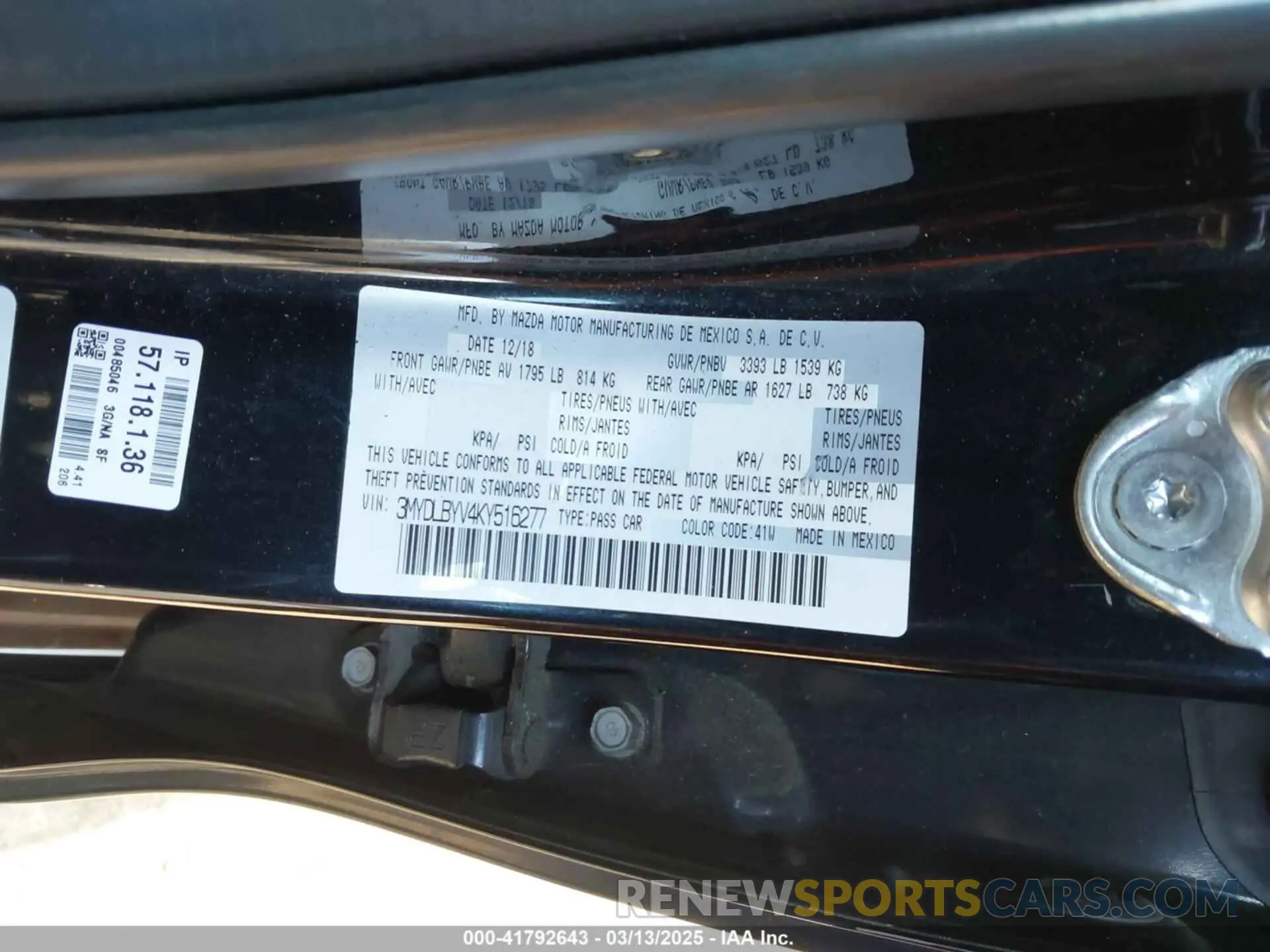 9 fotografías del automóvil dañado 3MYDLBYV4KY516277 TOYOTA YARIS 2019