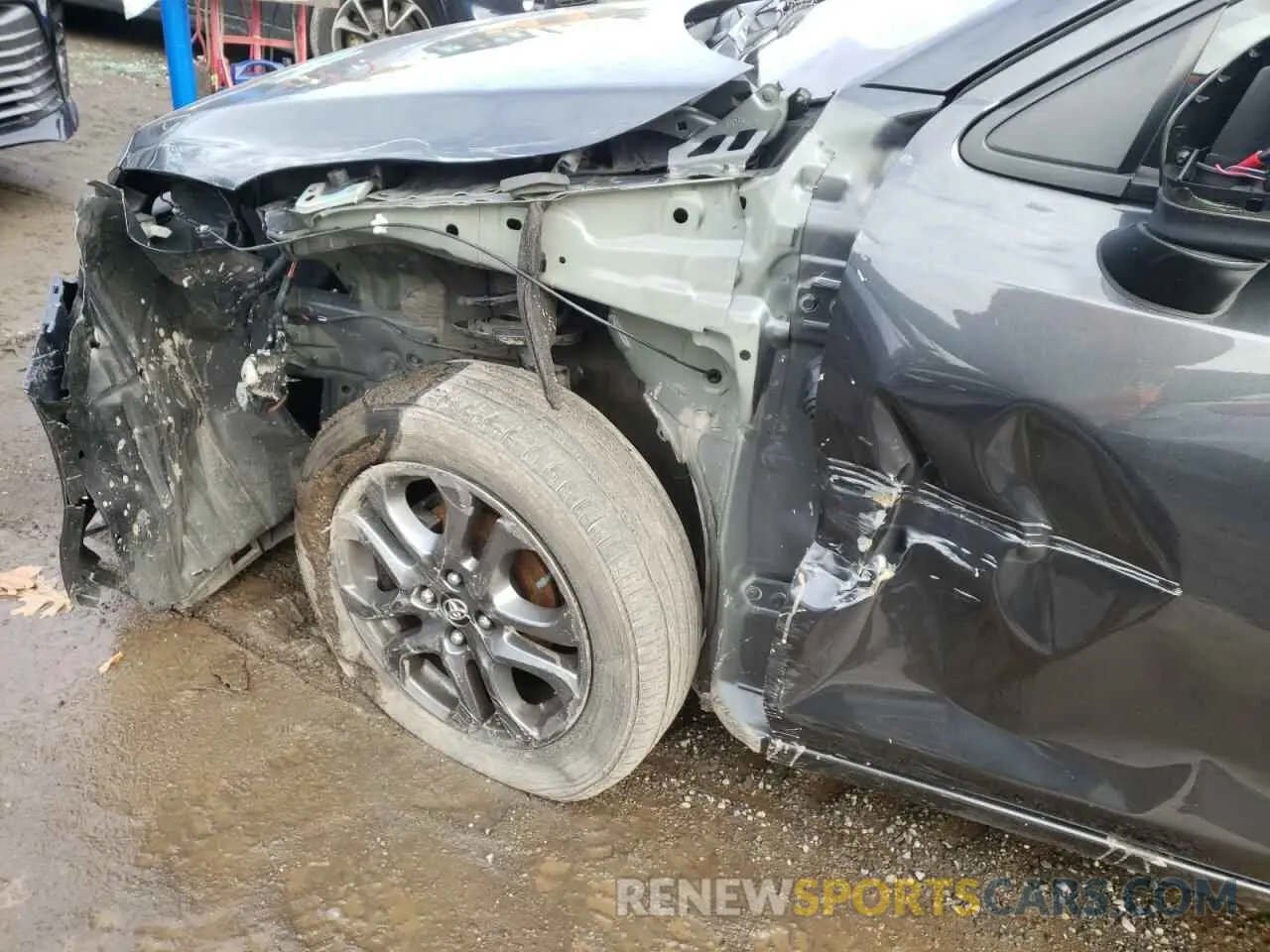9 fotografías del automóvil dañado 3MYDLBYV4KY516313 TOYOTA YARIS 2019