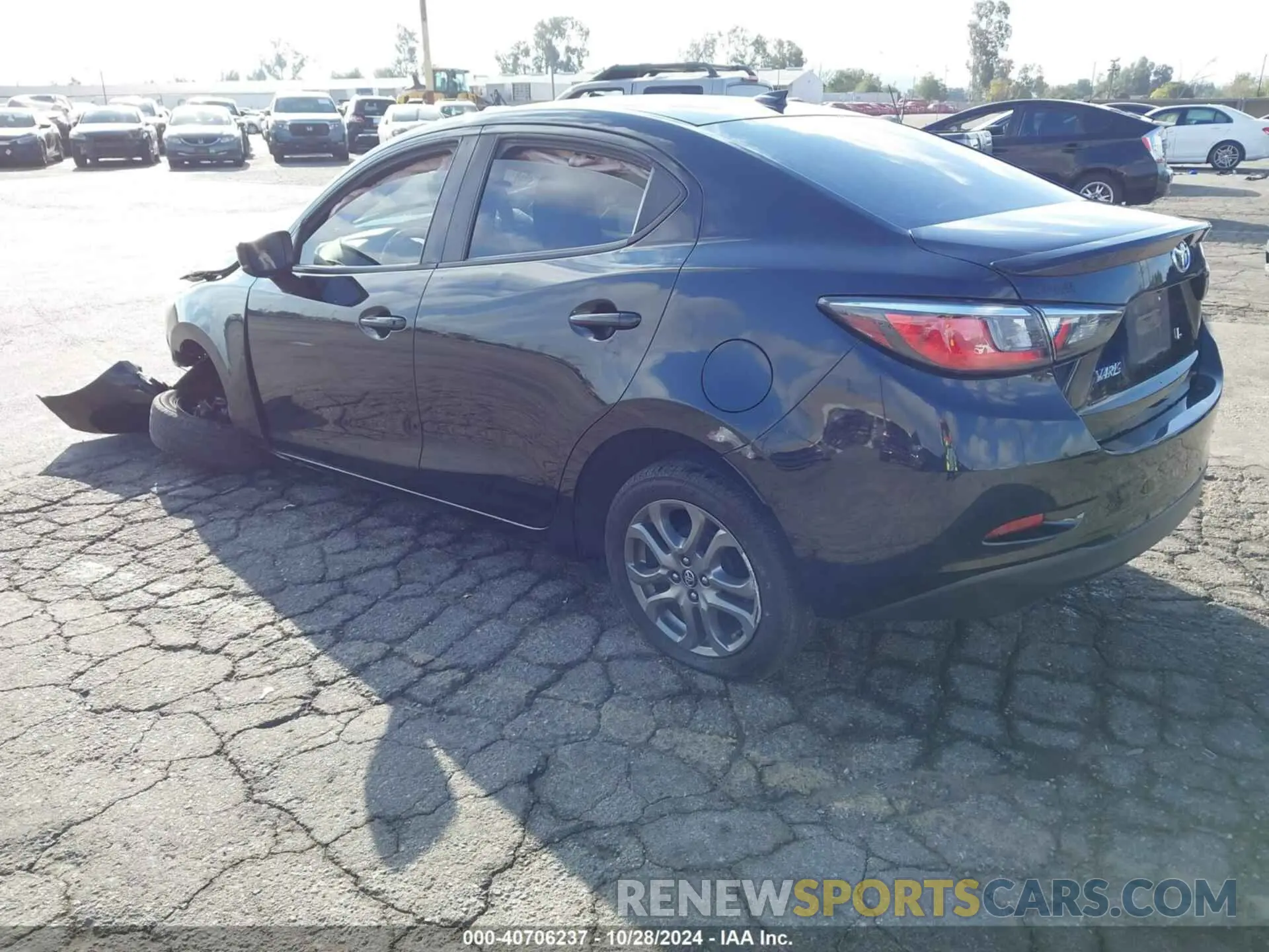 3 fotografías del automóvil dañado 3MYDLBYV4KY516506 TOYOTA YARIS 2019
