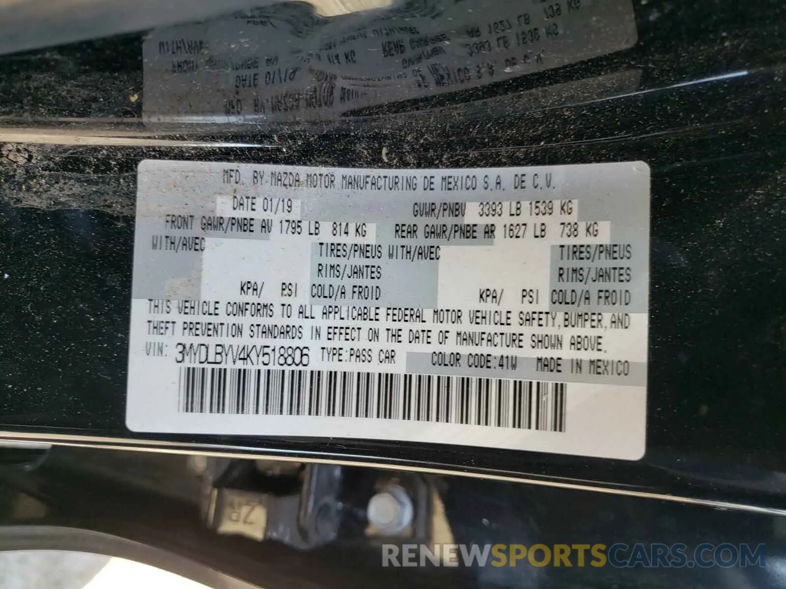 10 fotografías del automóvil dañado 3MYDLBYV4KY518806 TOYOTA YARIS 2019