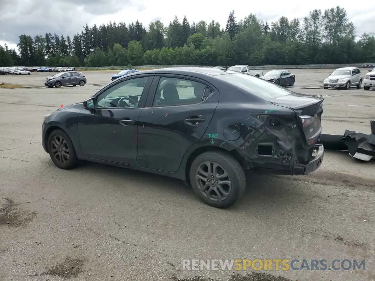 2 fotografías del automóvil dañado 3MYDLBYV4KY522001 TOYOTA YARIS 2019