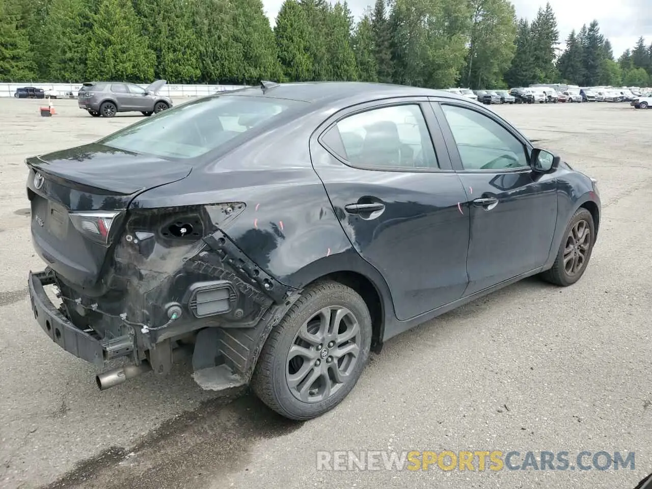 3 fotografías del automóvil dañado 3MYDLBYV4KY522001 TOYOTA YARIS 2019
