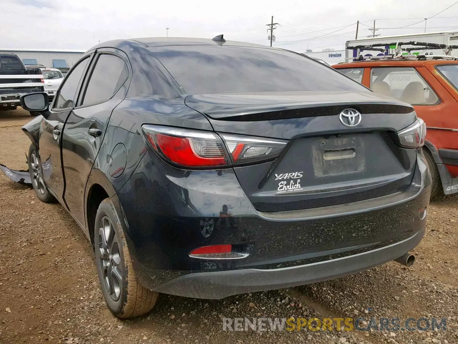 3 fotografías del automóvil dañado 3MYDLBYV5KY501786 TOYOTA YARIS 2019