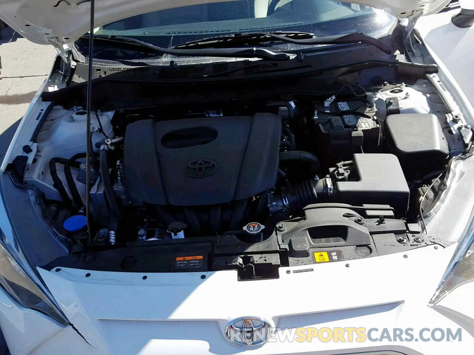 7 fotografías del automóvil dañado 3MYDLBYV5KY521603 TOYOTA YARIS 2019