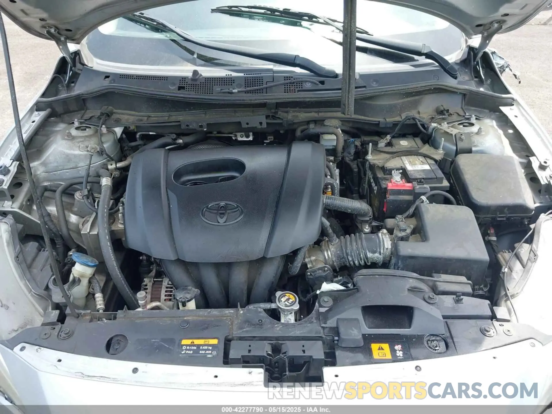 10 fotografías del automóvil dañado 3MYDLBYV6KY516605 TOYOTA YARIS 2019