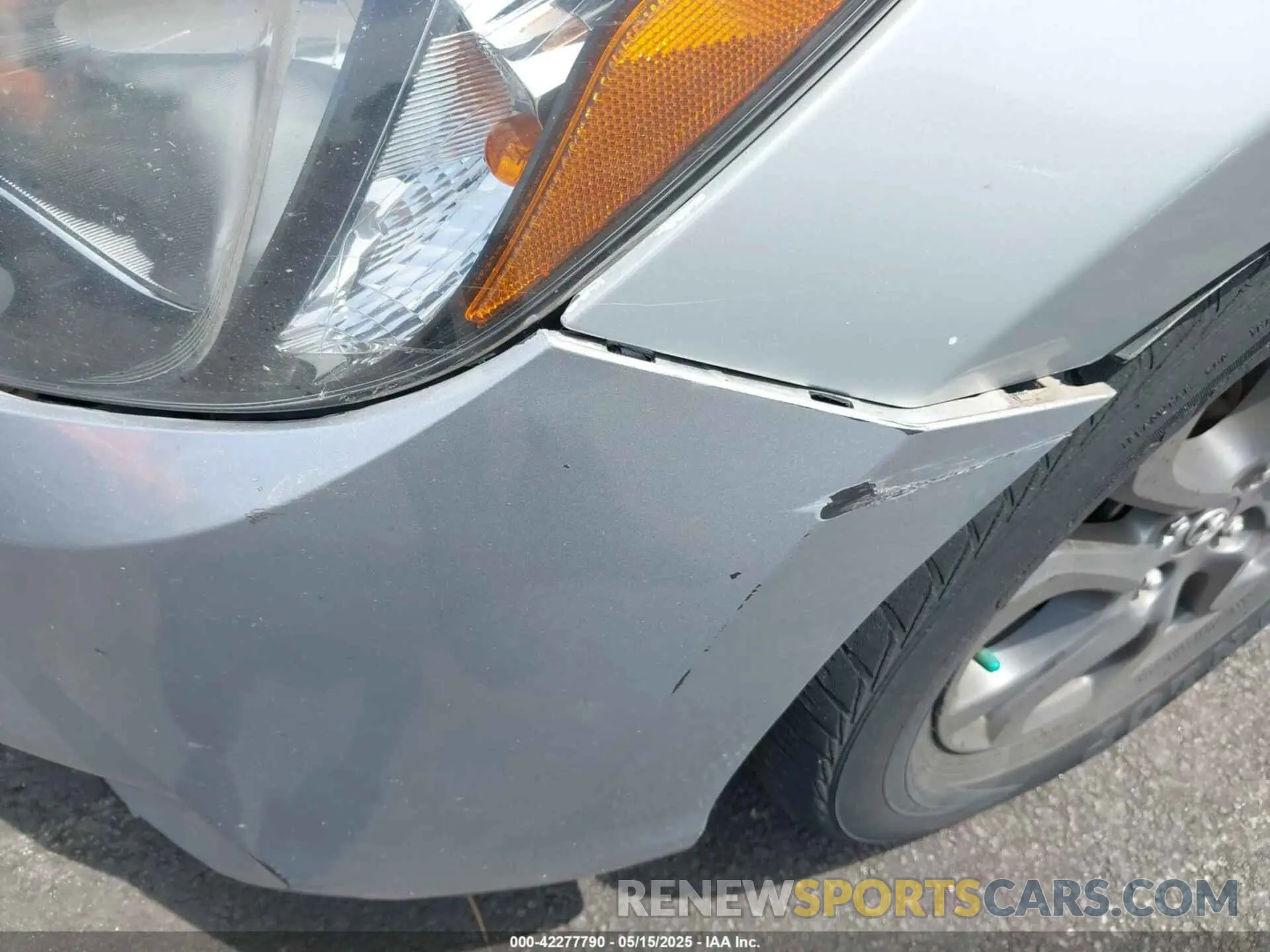 6 fotografías del automóvil dañado 3MYDLBYV6KY516605 TOYOTA YARIS 2019