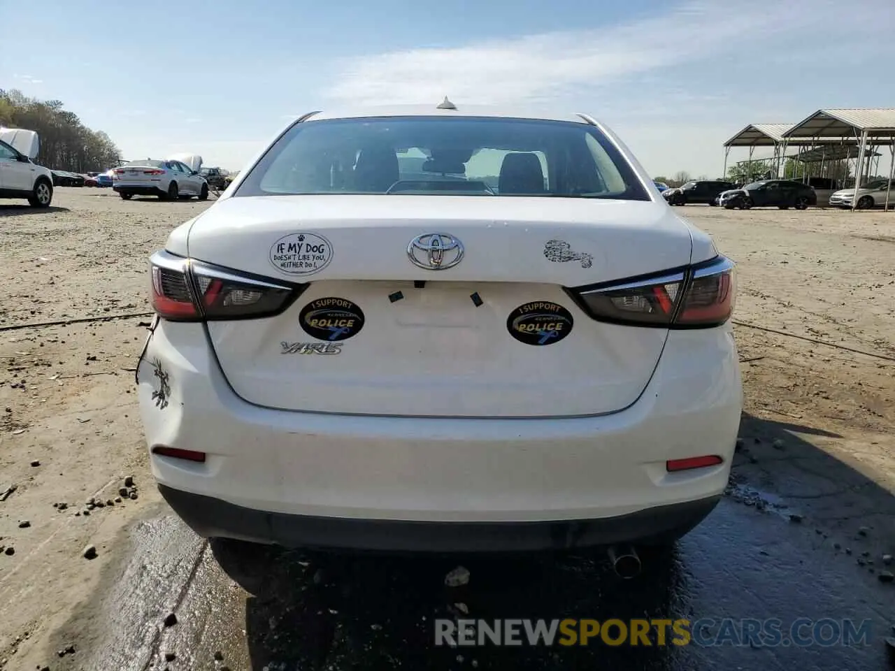 6 fotografías del automóvil dañado 3MYDLBYV6KY516622 TOYOTA YARIS 2019