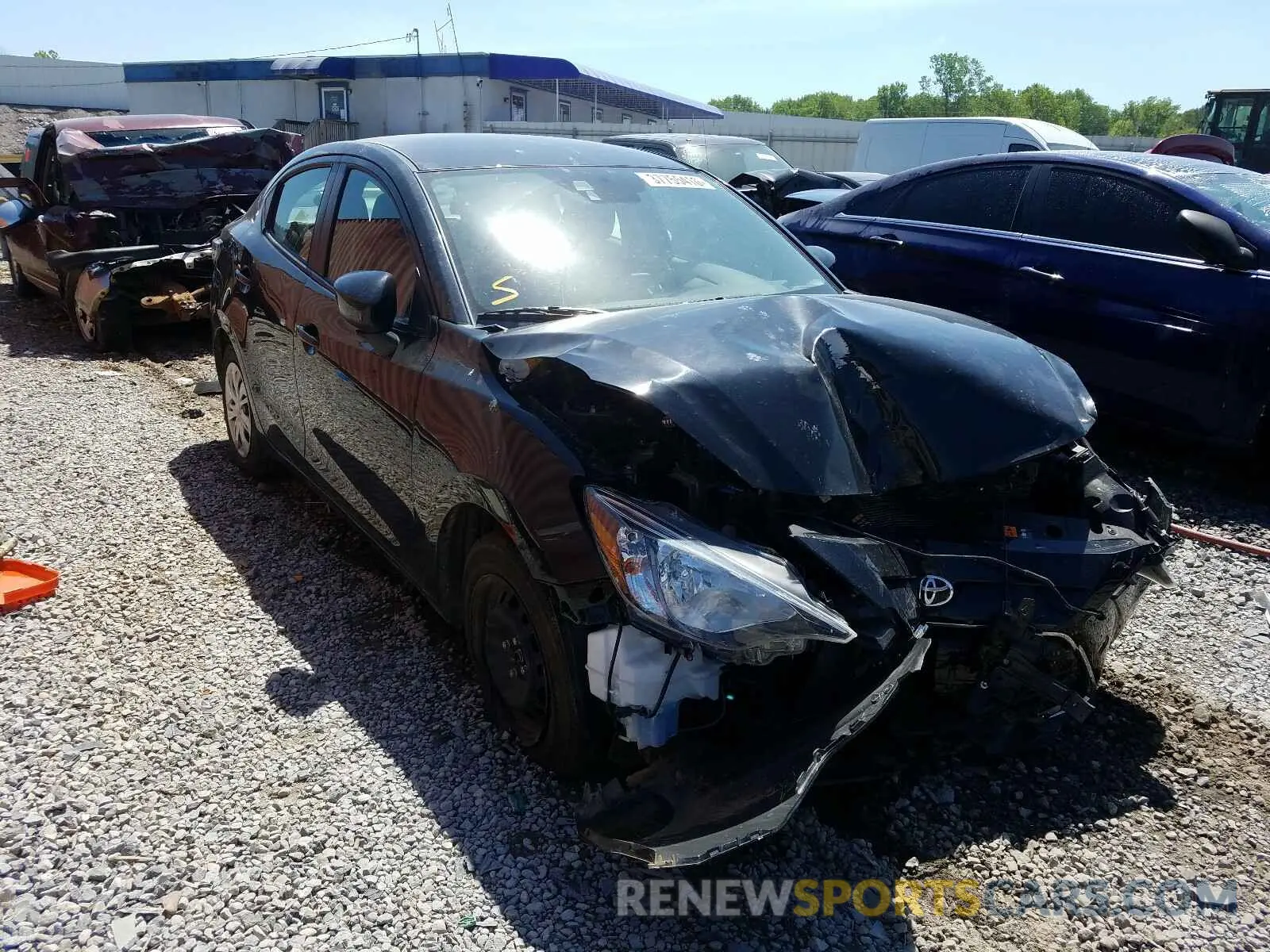1 fotografías del automóvil dañado 3MYDLBYV6KY527572 TOYOTA YARIS 2019