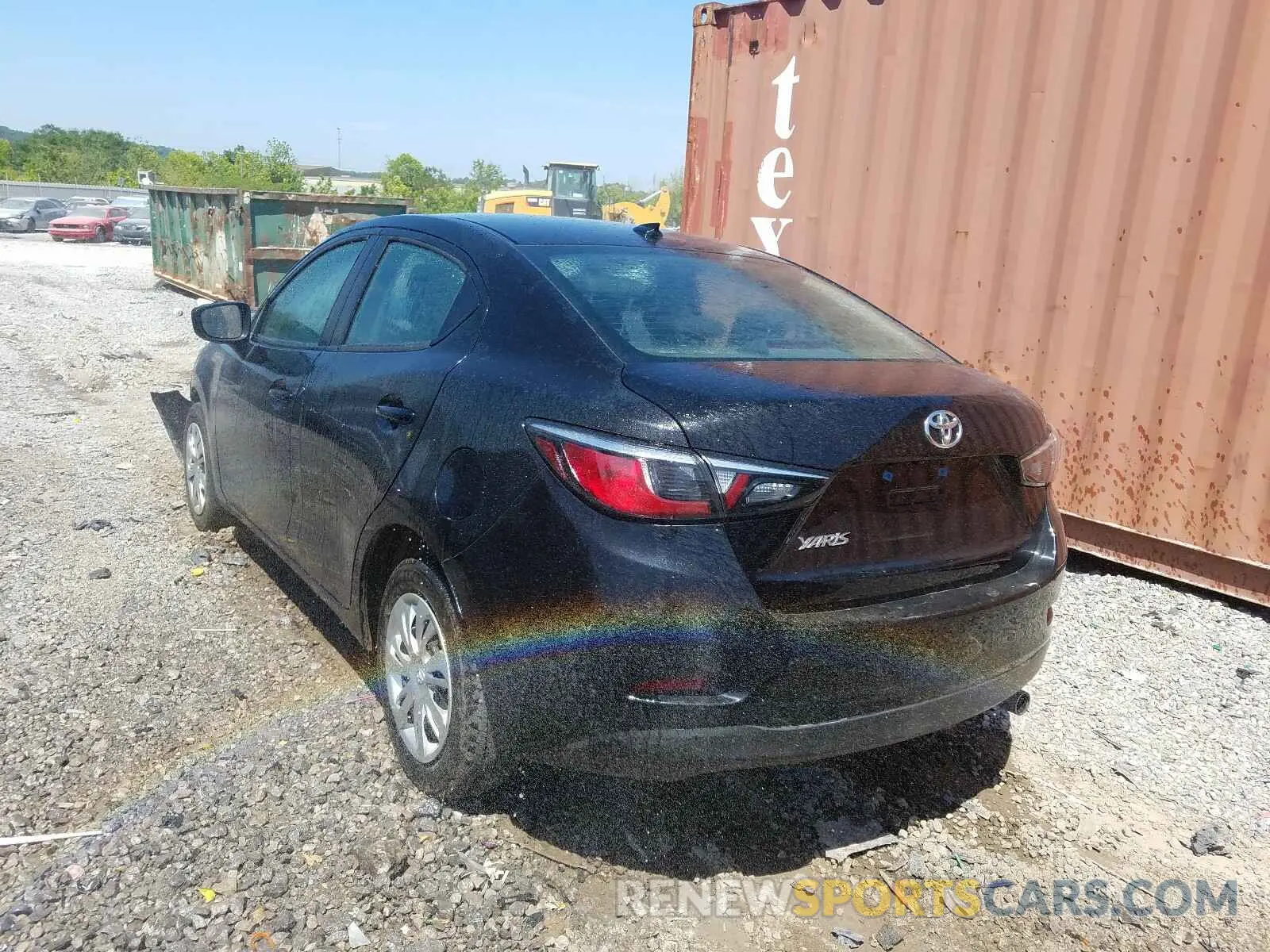 3 fotografías del automóvil dañado 3MYDLBYV6KY527572 TOYOTA YARIS 2019