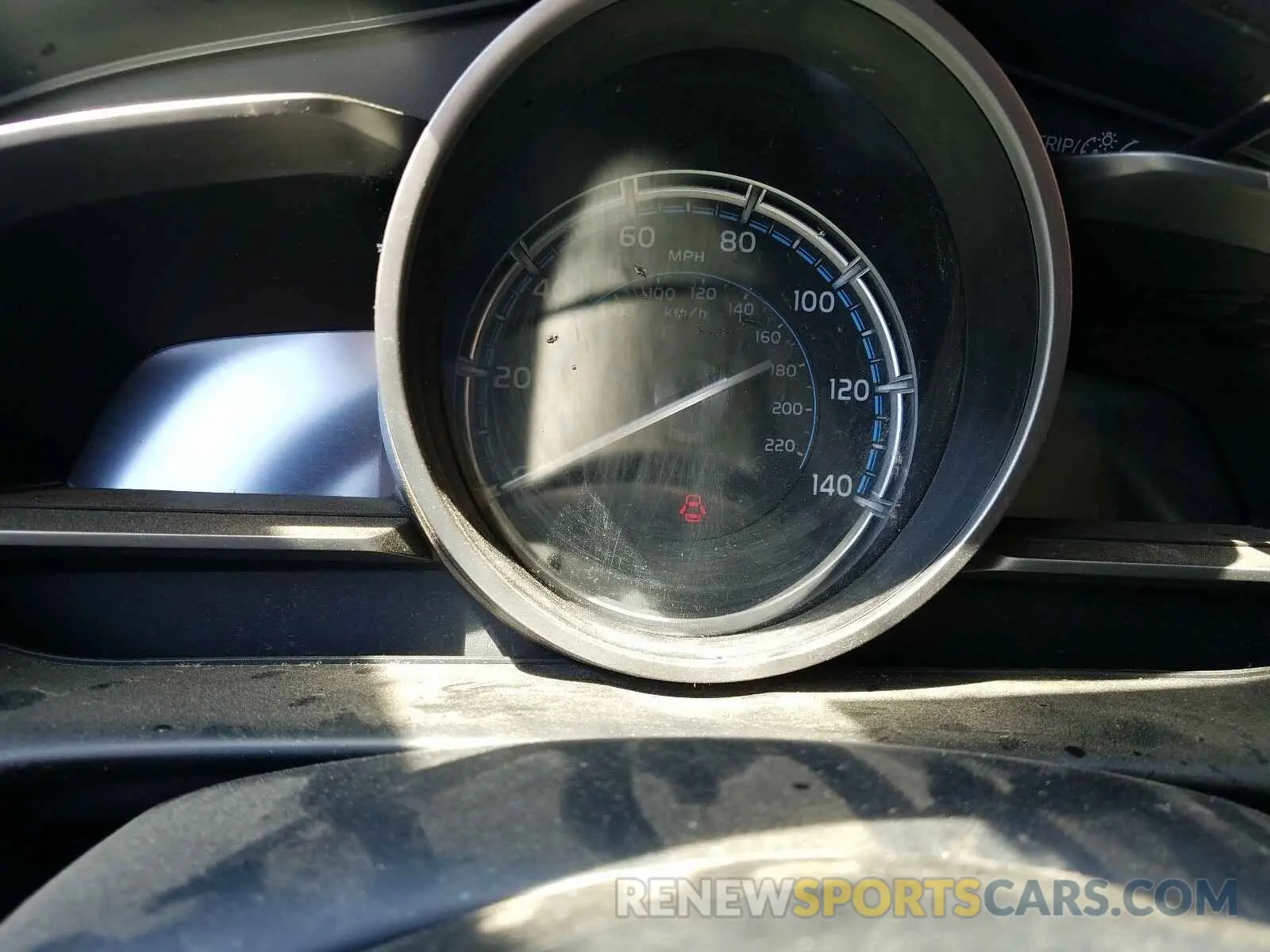 8 fotografías del automóvil dañado 3MYDLBYV6KY527572 TOYOTA YARIS 2019