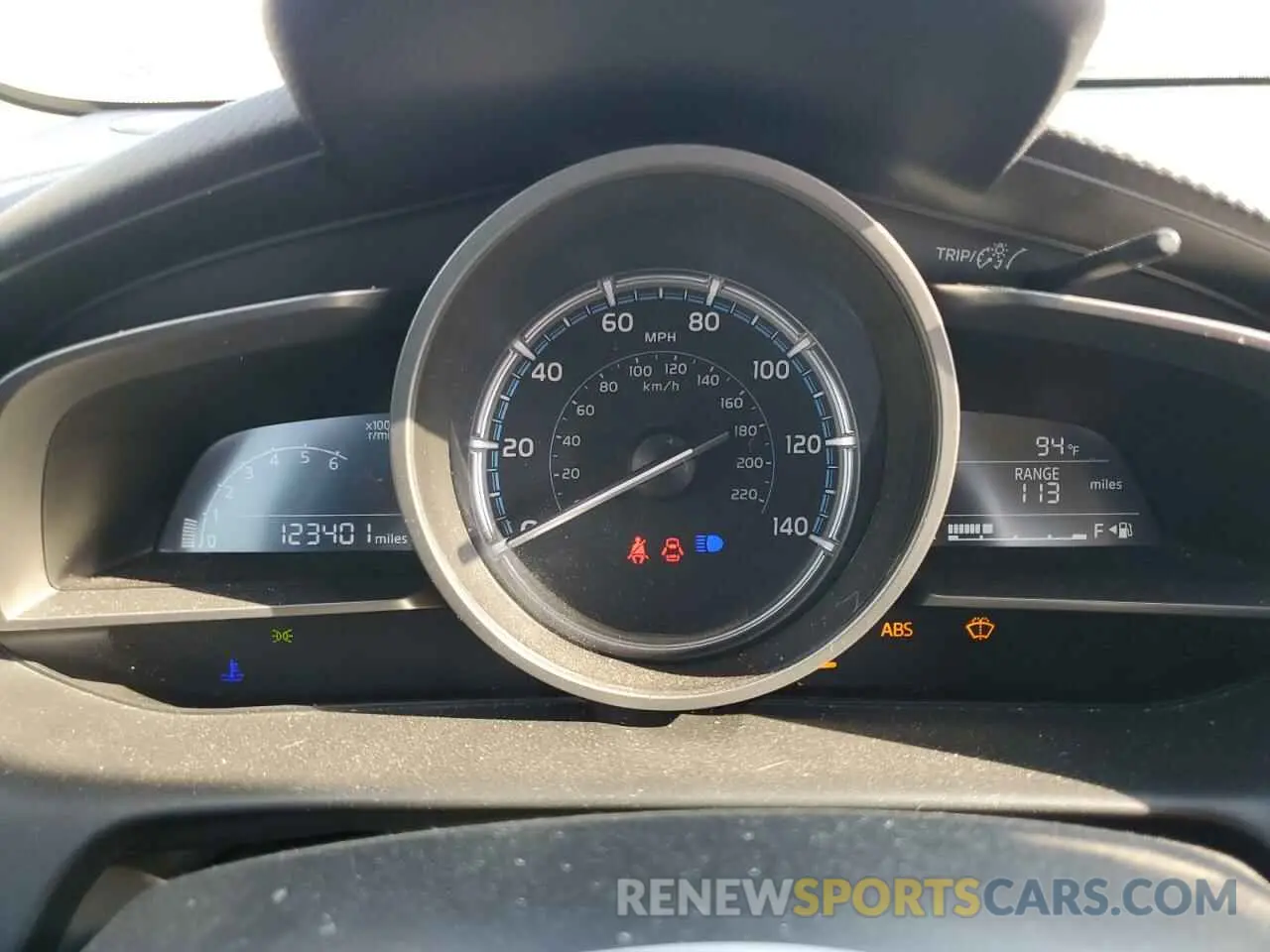 9 fotografías del automóvil dañado 3MYDLBYV7KY503877 TOYOTA YARIS 2019