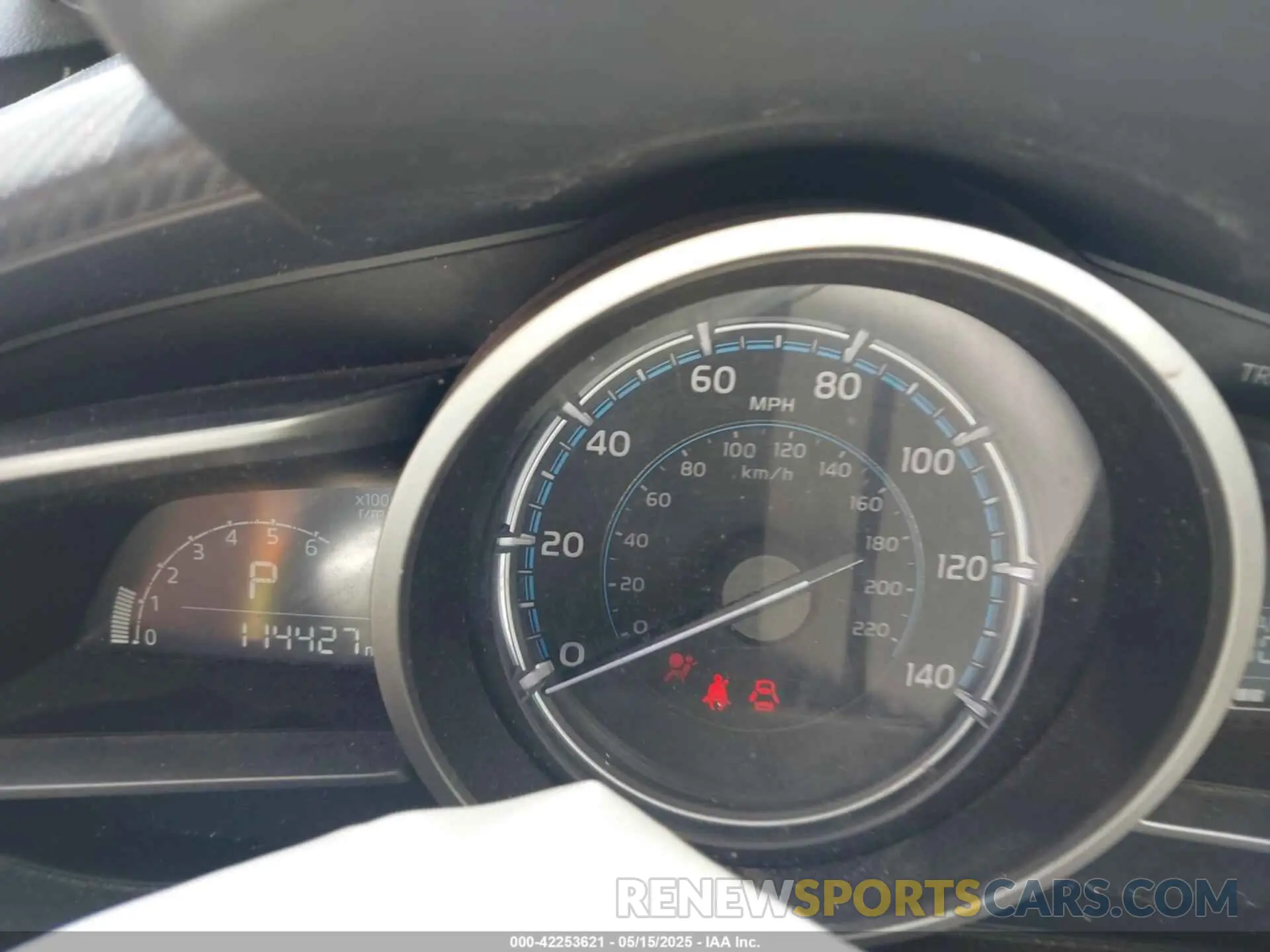 15 fotografías del automóvil dañado 3MYDLBYV7KY506813 TOYOTA YARIS 2019
