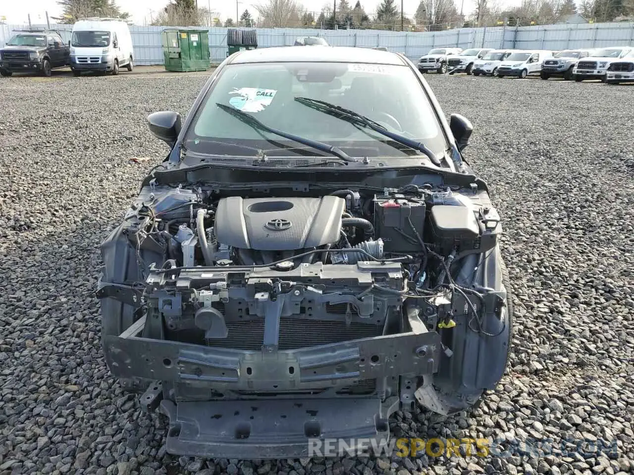 5 fotografías del automóvil dañado 3MYDLBYV7KY508058 TOYOTA YARIS 2019