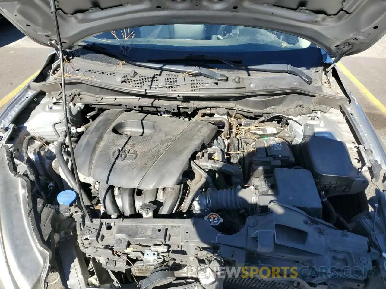 11 fotografías del automóvil dañado 3MYDLBYV7KY508173 TOYOTA YARIS 2019