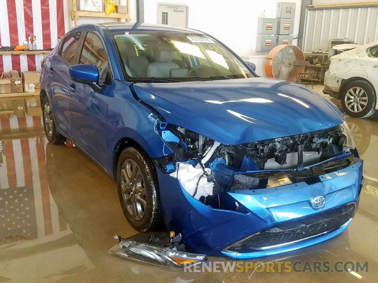 1 fotografías del automóvil dañado 3MYDLBYV7KY510117 TOYOTA YARIS 2019