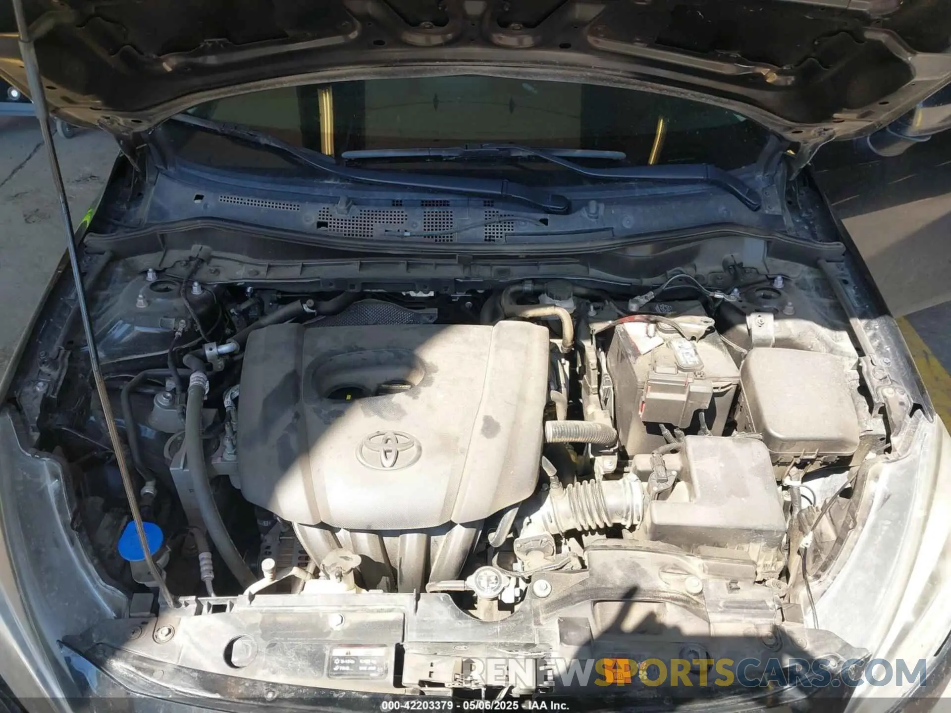 10 fotografías del automóvil dañado 3MYDLBYV7KY521585 TOYOTA YARIS 2019