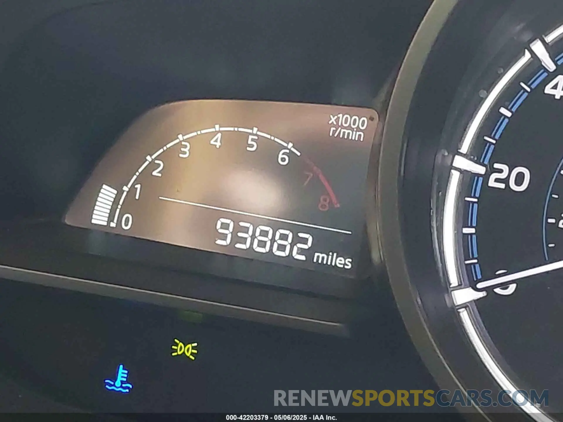 15 fotografías del automóvil dañado 3MYDLBYV7KY521585 TOYOTA YARIS 2019
