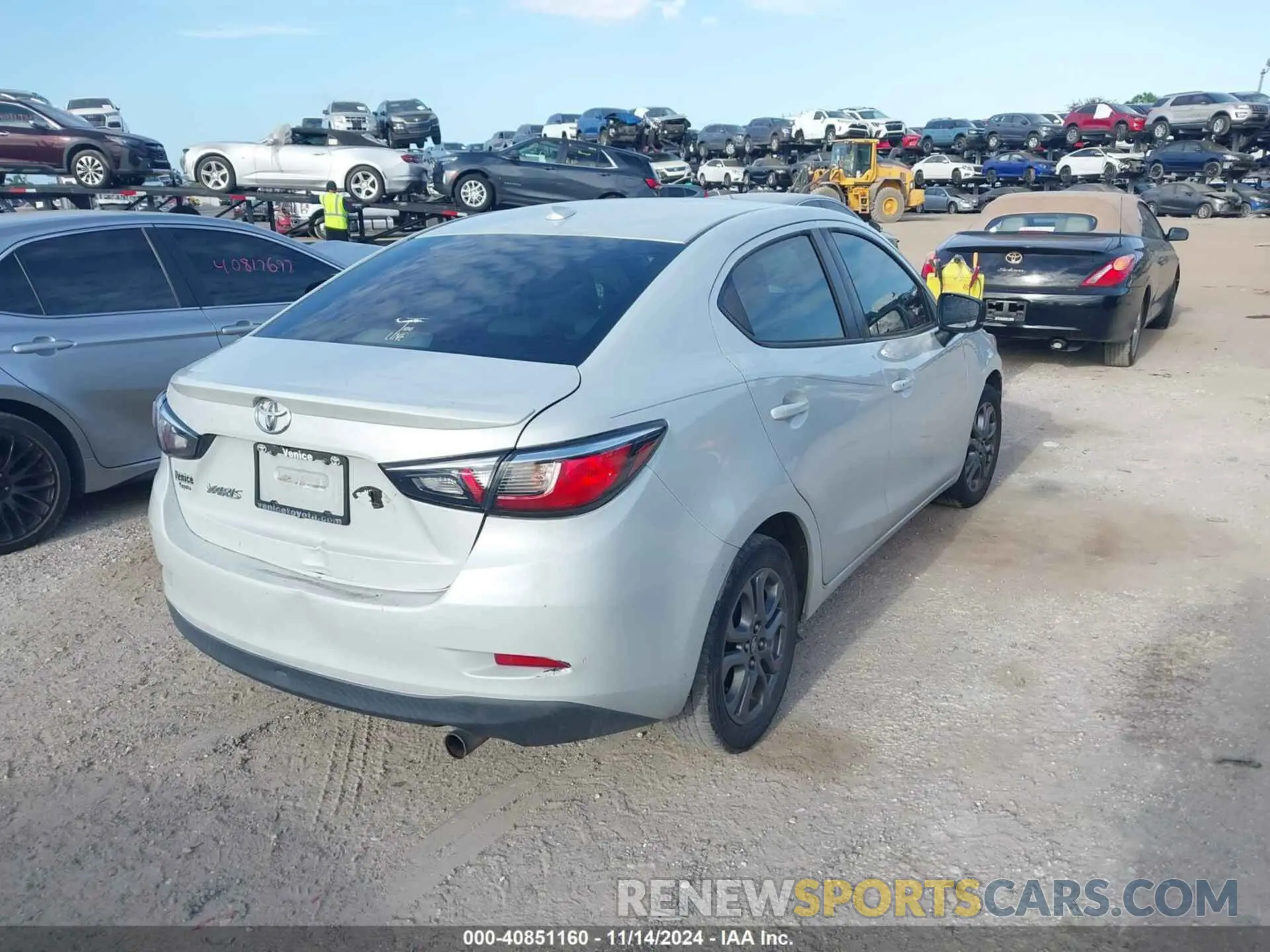 4 fotografías del automóvil dañado 3MYDLBYV8KY515746 TOYOTA YARIS 2019