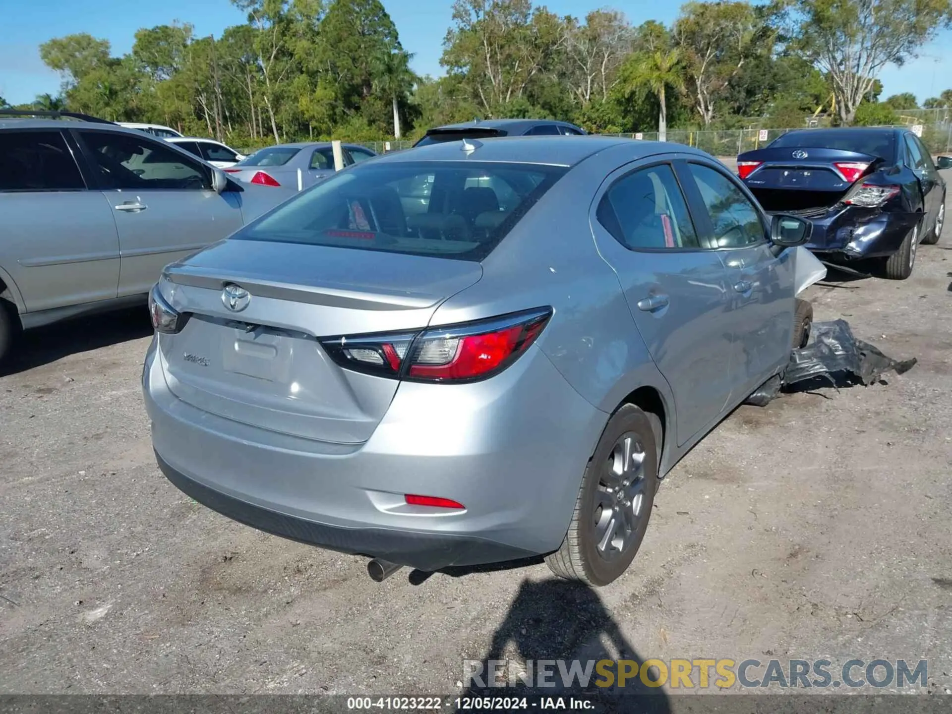 4 fotografías del automóvil dañado 3MYDLBYV8KY519828 TOYOTA YARIS 2019