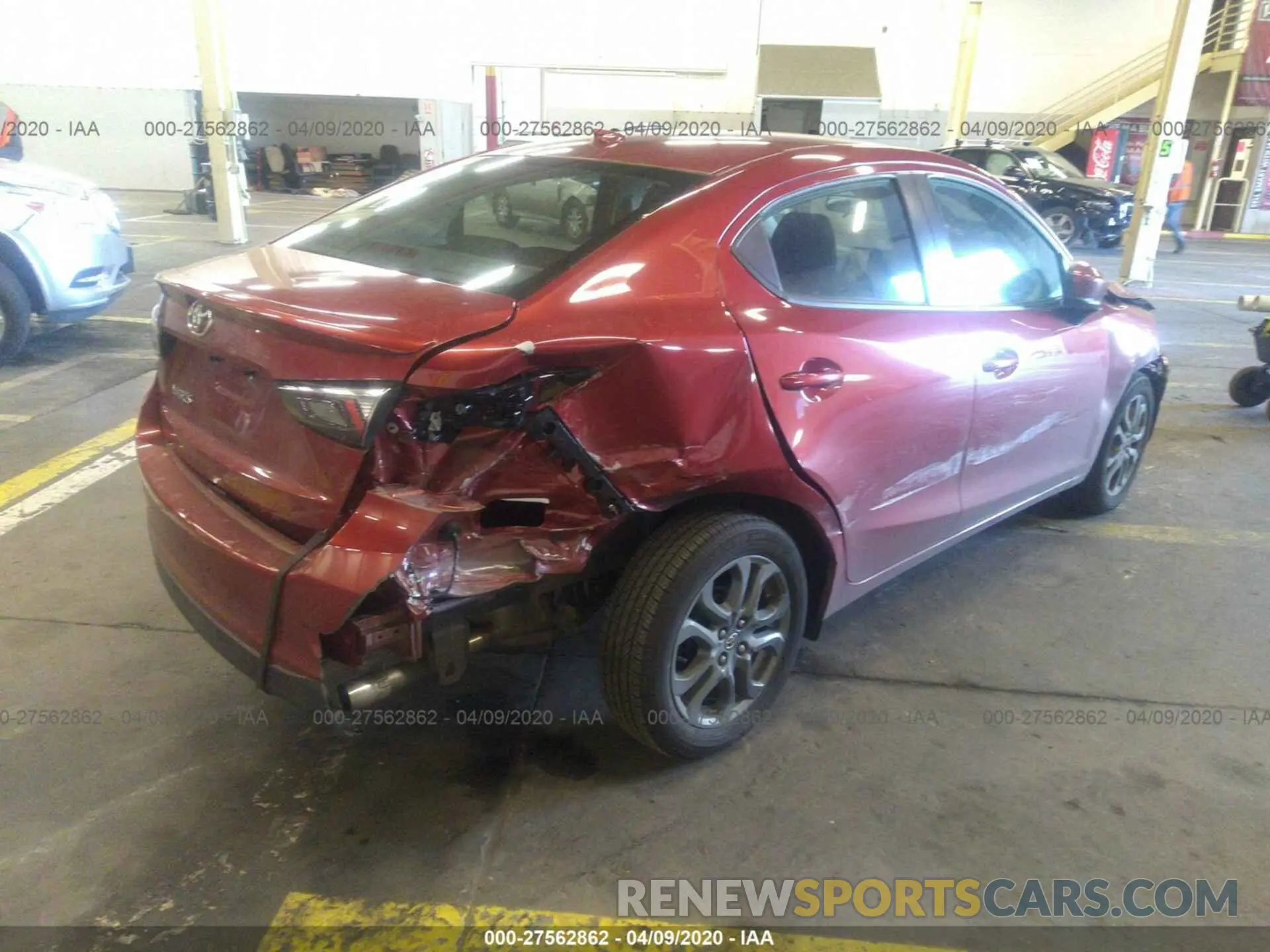 4 fotografías del automóvil dañado 3MYDLBYV8KY521434 TOYOTA YARIS 2019