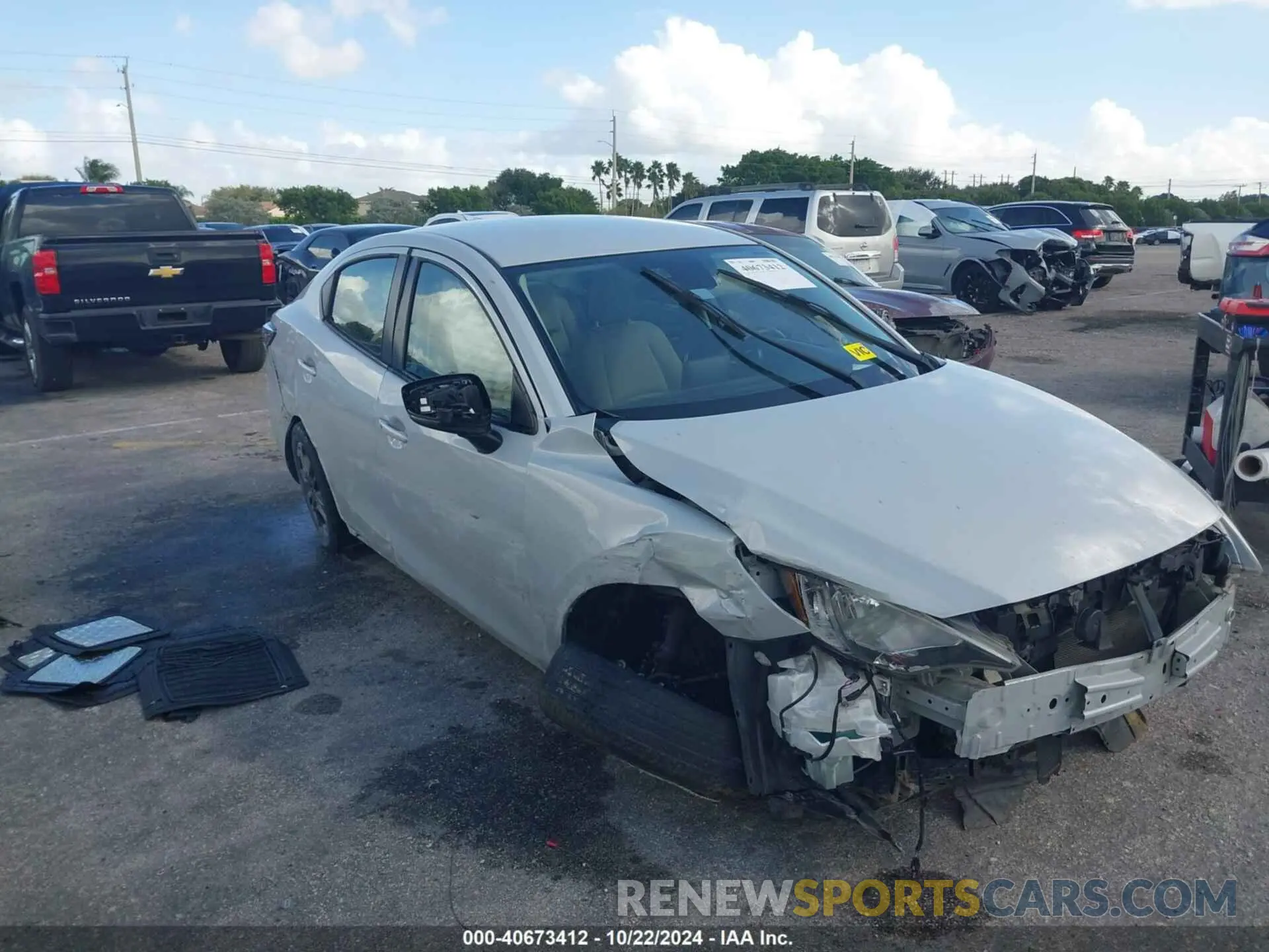 6 fotografías del automóvil dañado 3MYDLBYV8KY527931 TOYOTA YARIS 2019