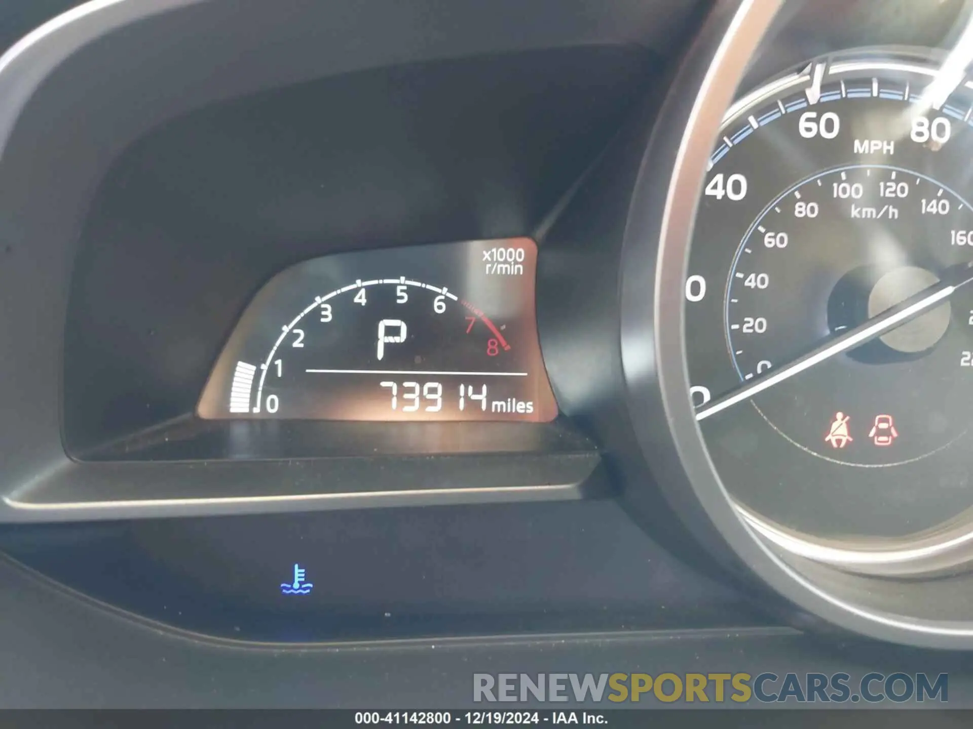 15 fotografías del automóvil dañado 3MYDLBYV9KY504402 TOYOTA YARIS 2019