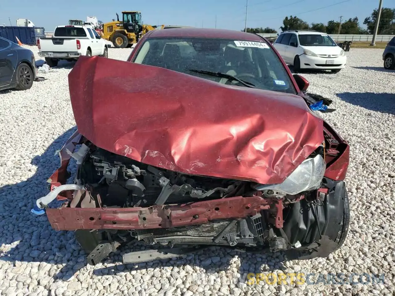 5 fotografías del automóvil dañado 3MYDLBYV9KY507252 TOYOTA YARIS 2019