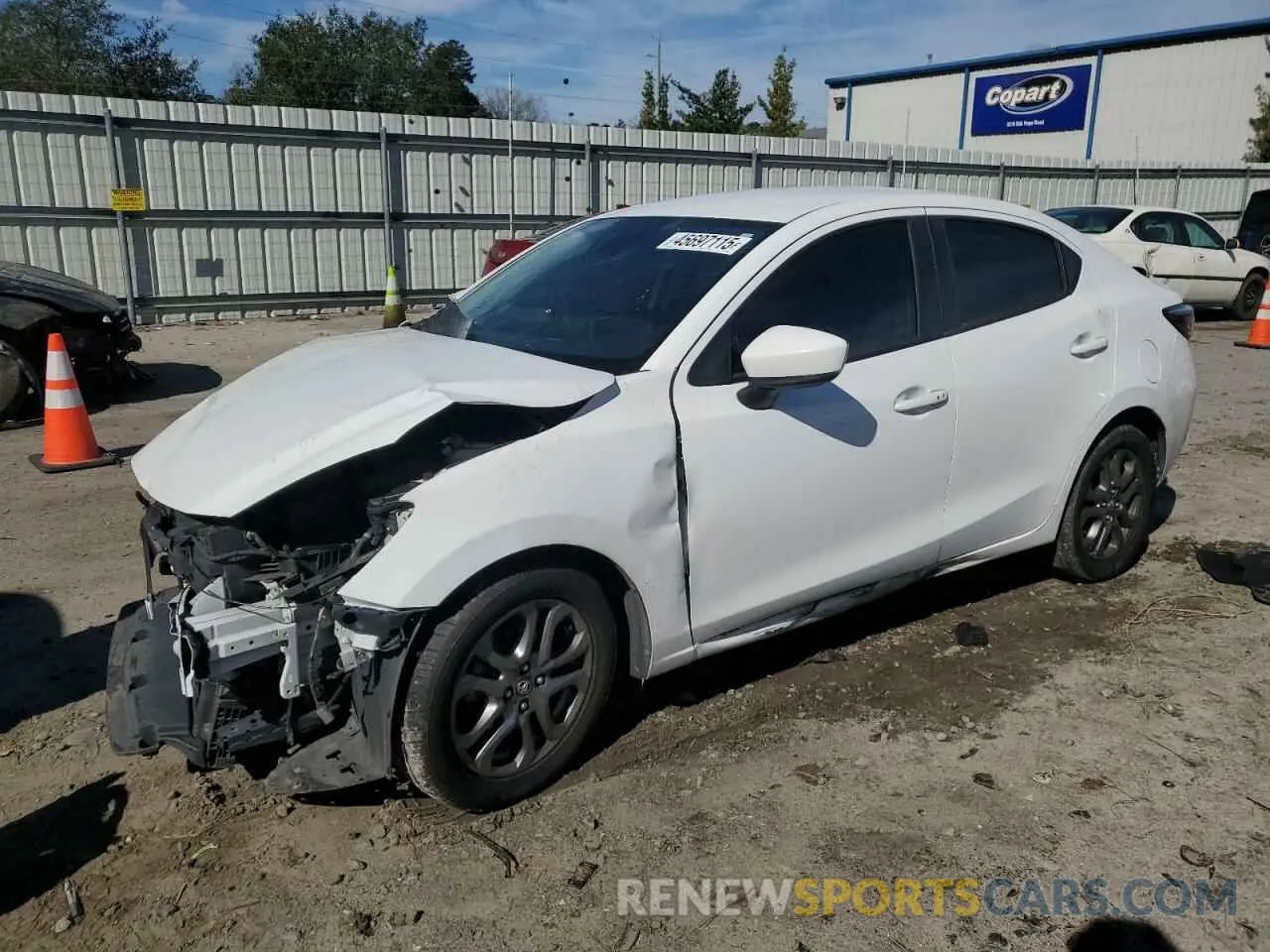 1 fotografías del automóvil dañado 3MYDLBYV9KY518042 TOYOTA YARIS 2019