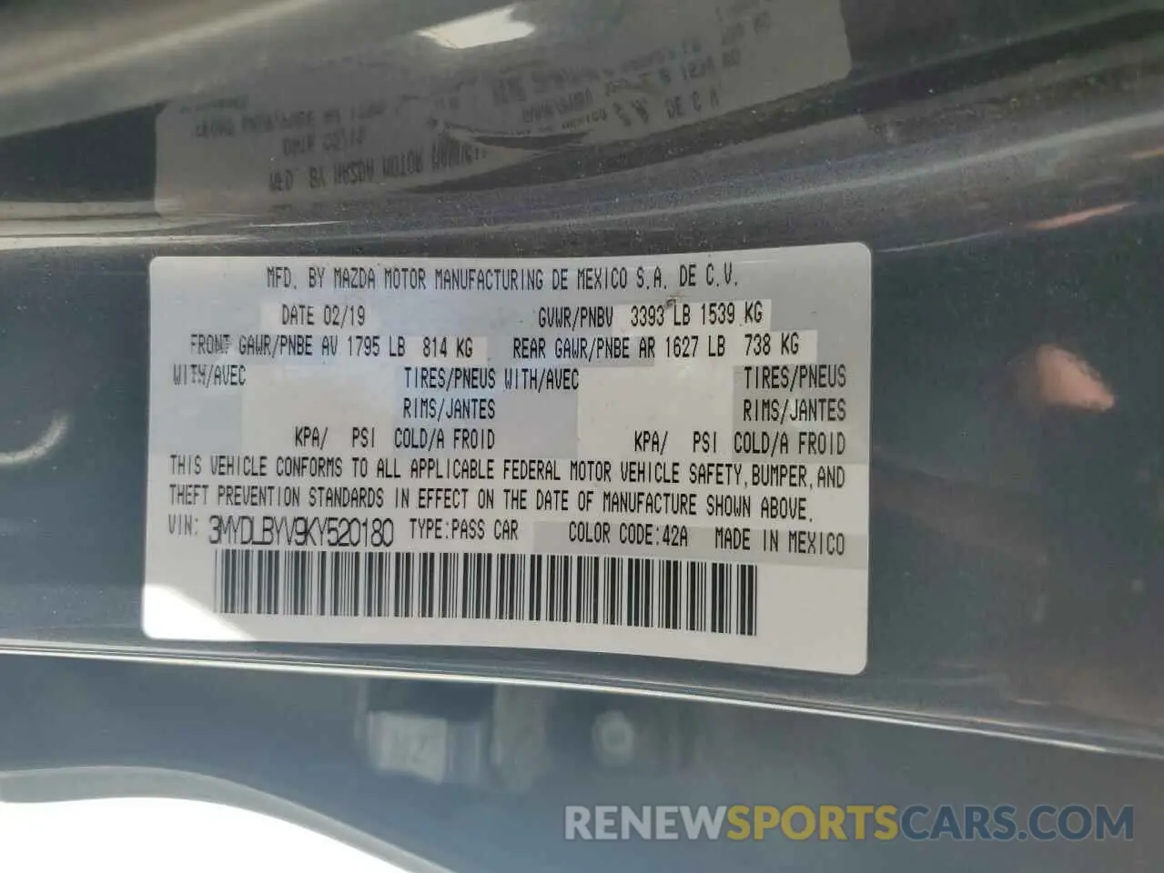 12 fotografías del automóvil dañado 3MYDLBYV9KY520180 TOYOTA YARIS 2019