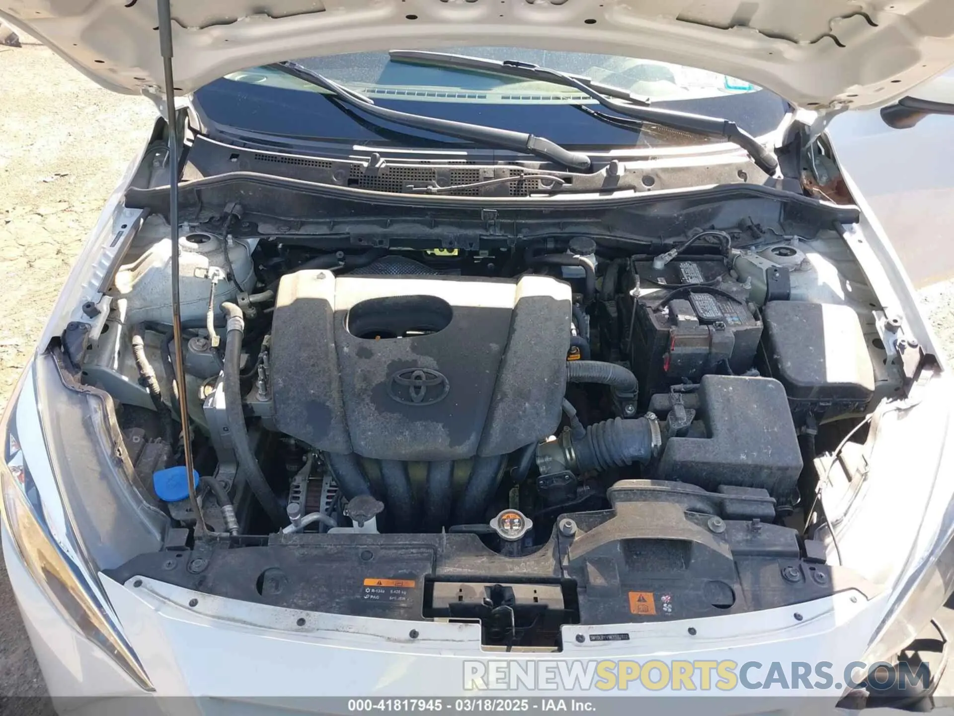 10 fotografías del automóvil dañado 3MYDLBYV9KY523922 TOYOTA YARIS 2019