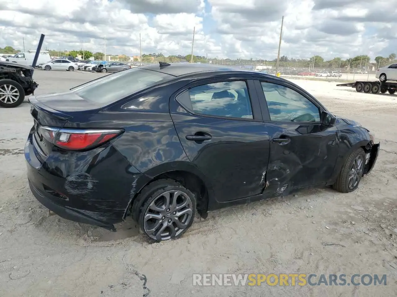 3 fotografías del automóvil dañado 3MYDLBYVXKY506188 TOYOTA YARIS 2019