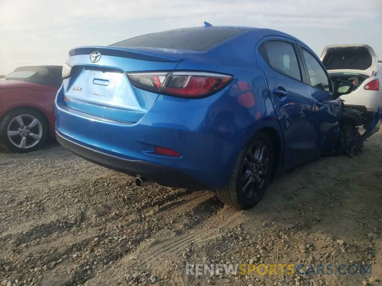 4 fotografías del automóvil dañado 3MYDLBYVXKY513996 TOYOTA YARIS 2019