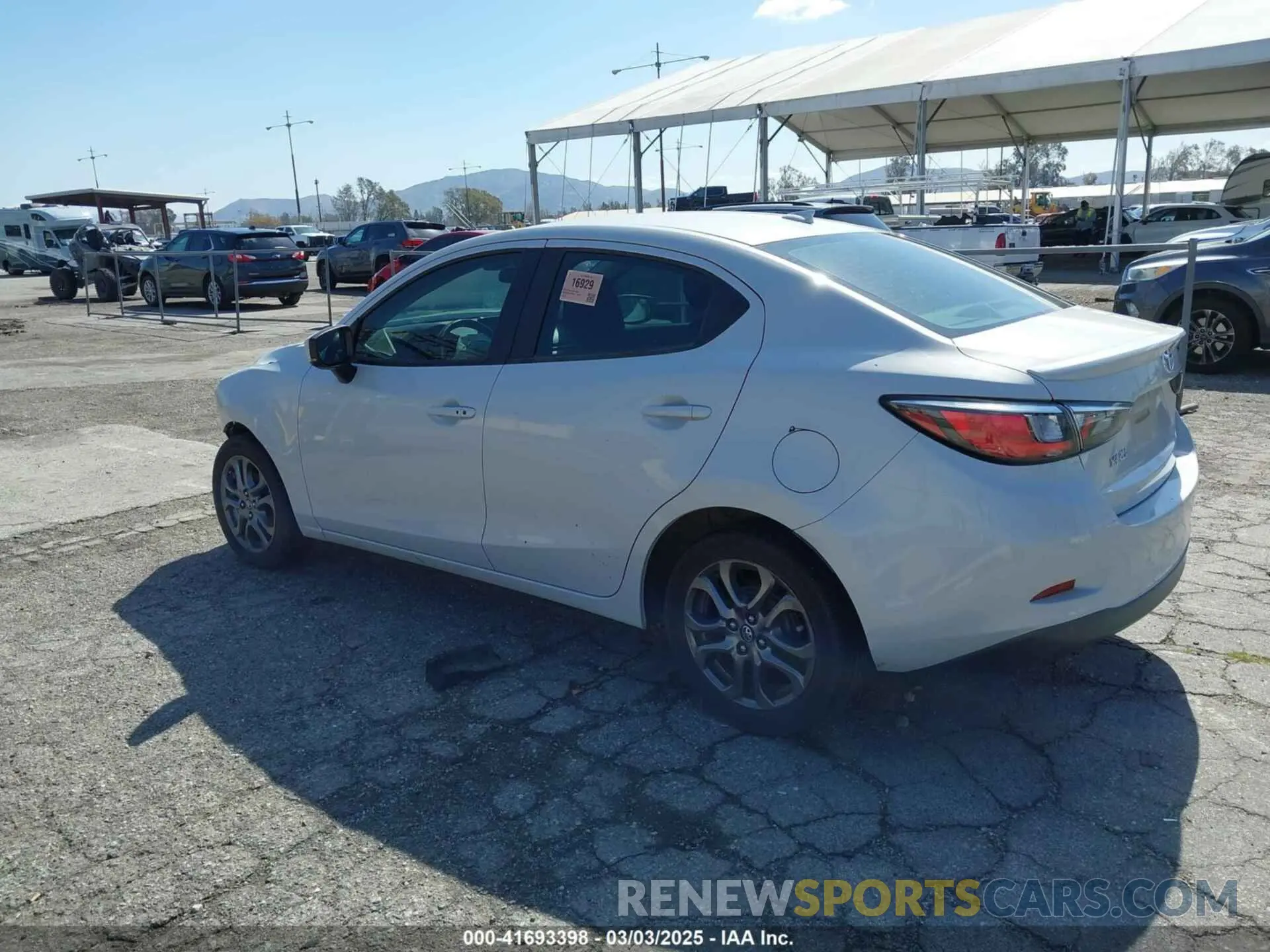 3 fotografías del automóvil dañado 3MYDLBYVXKY515604 TOYOTA YARIS 2019