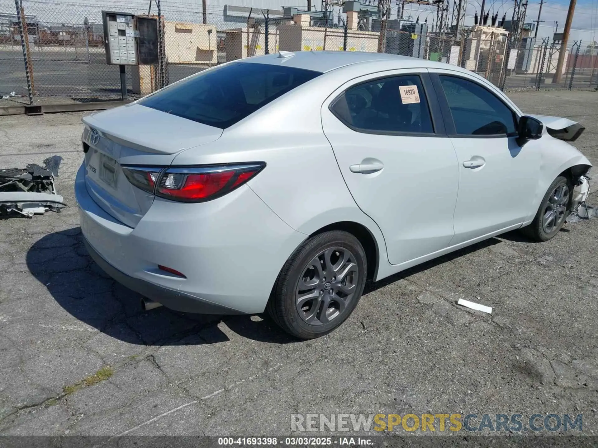 4 fotografías del automóvil dañado 3MYDLBYVXKY515604 TOYOTA YARIS 2019