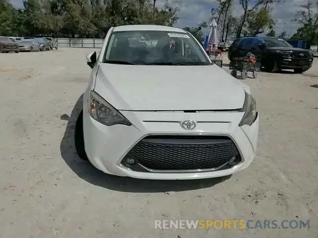 11 fotografías del automóvil dañado 3MYDLBYVXKY520673 TOYOTA YARIS 2019