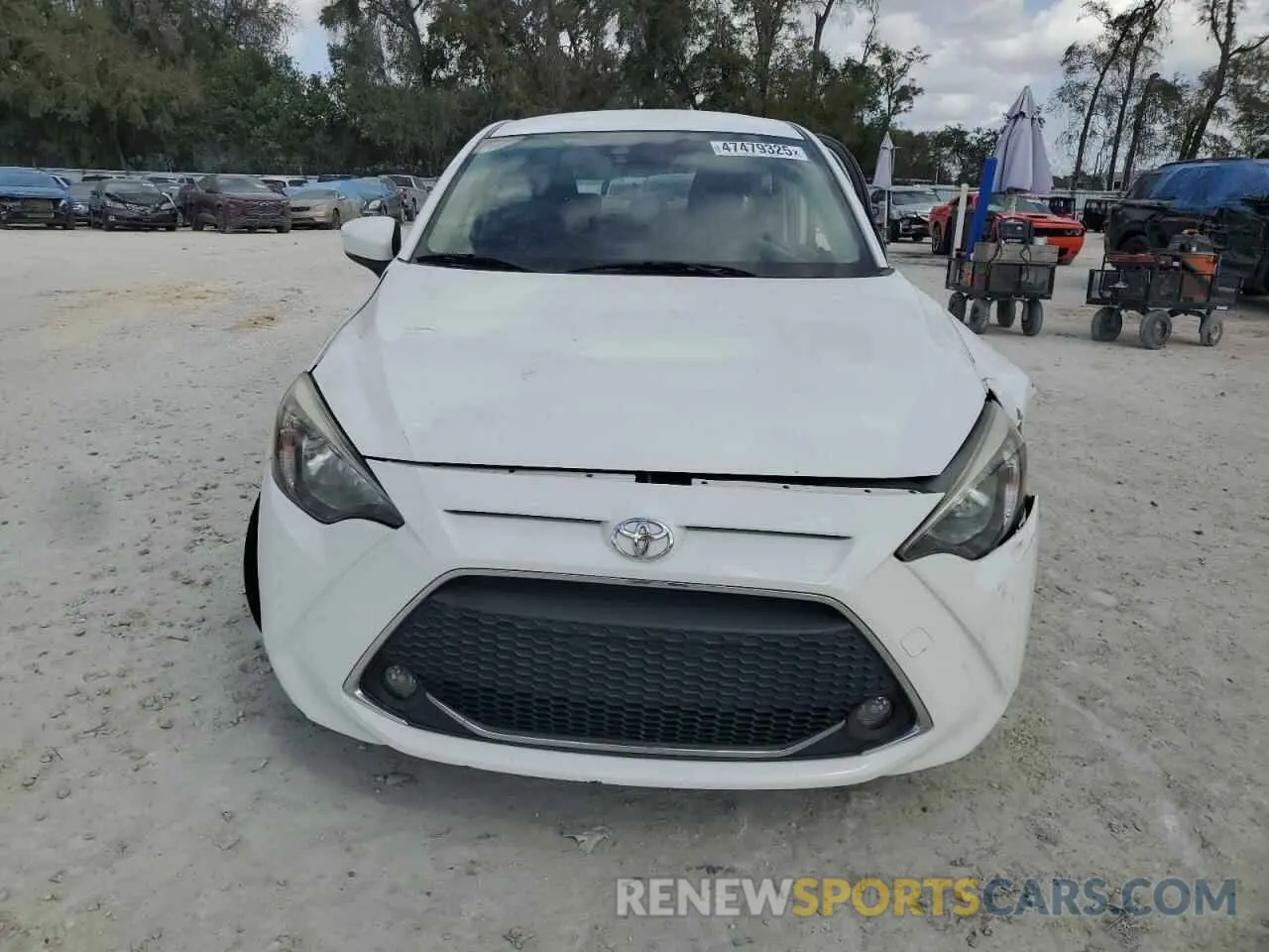 5 fotografías del automóvil dañado 3MYDLBYVXKY520673 TOYOTA YARIS 2019