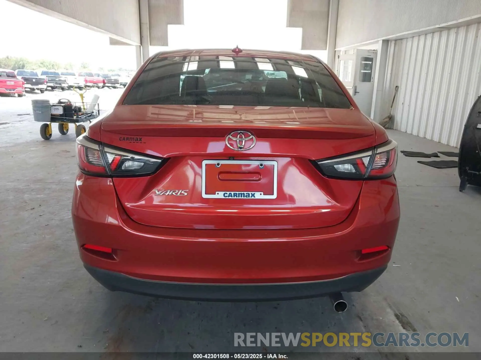 17 fotografías del automóvil dañado 3MYDLBYVXKY524593 TOYOTA YARIS 2019