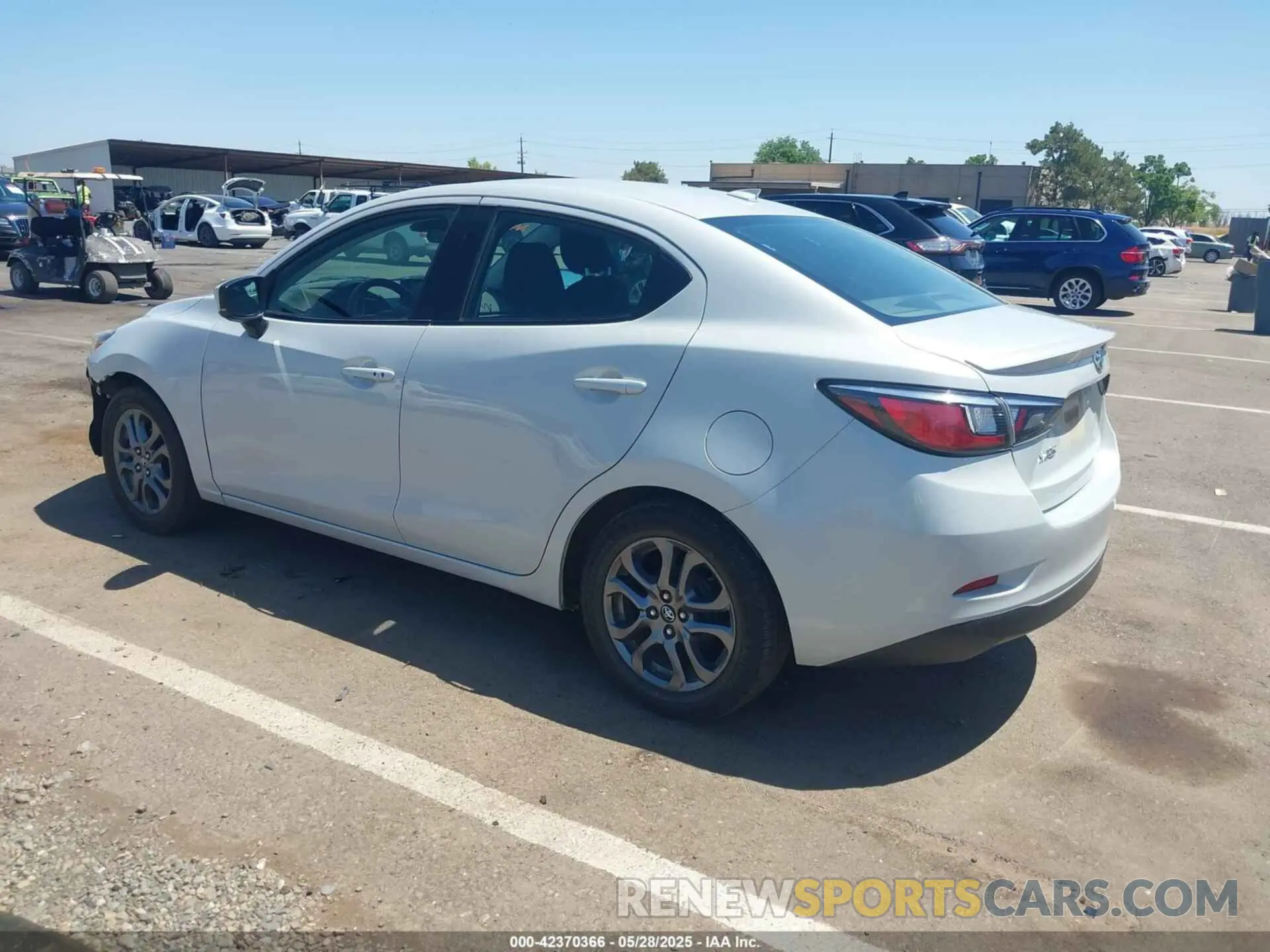 3 fotografías del automóvil dañado 3MYDLBYVXKY524836 TOYOTA YARIS 2019