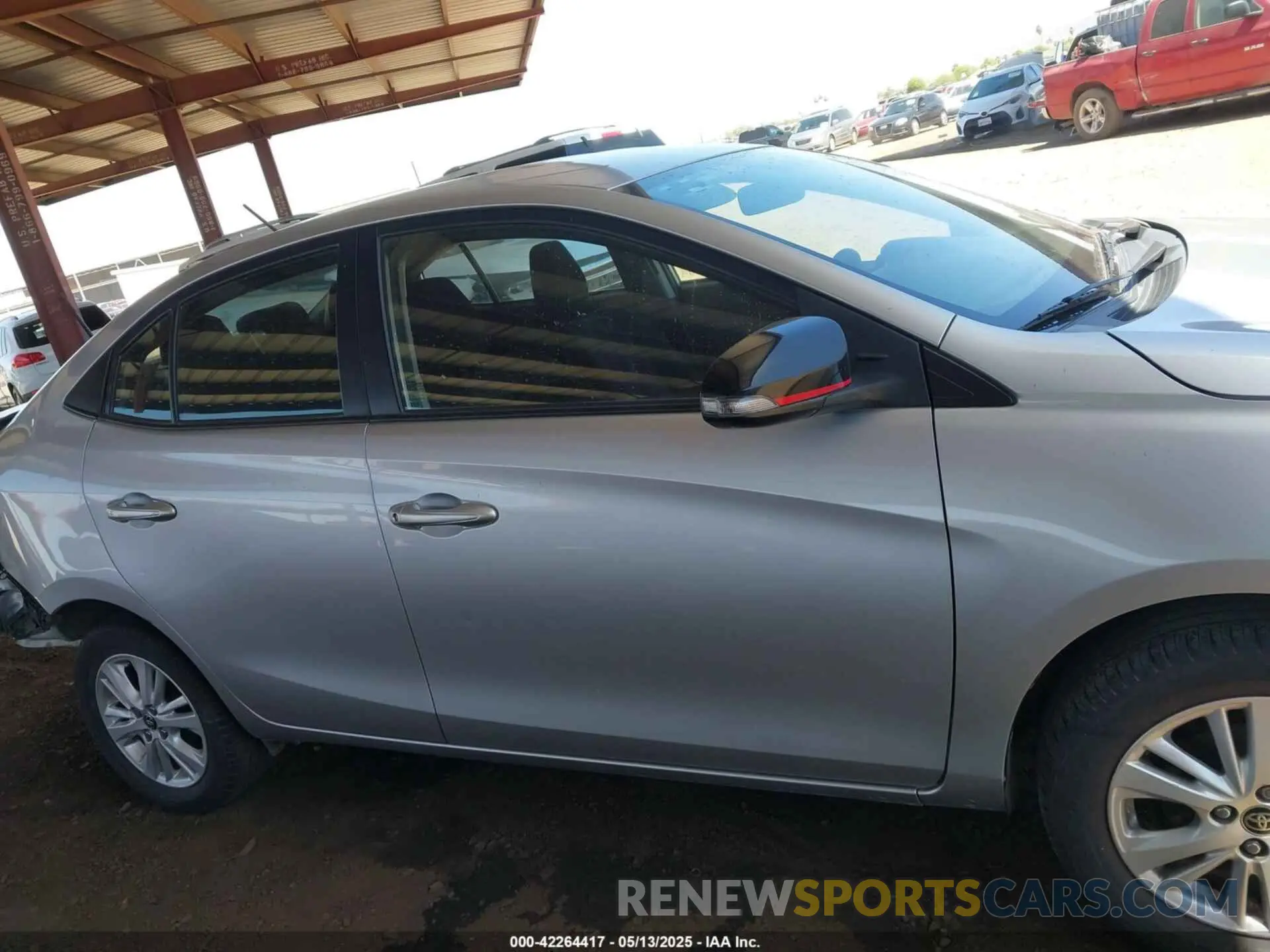 13 fotografías del automóvil dañado MR2B29F39K1143298 TOYOTA YARIS 2019