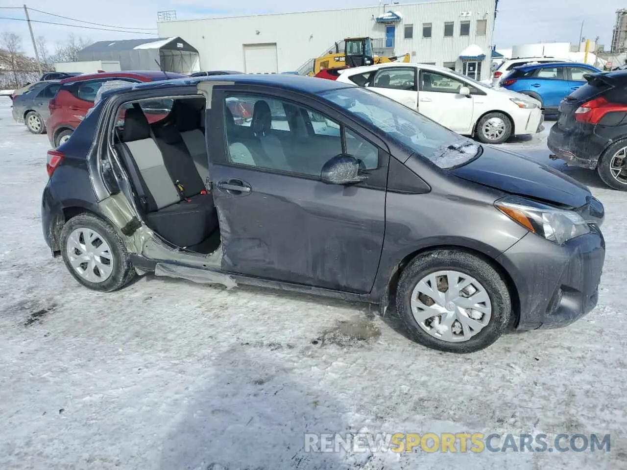 4 fotografías del automóvil dañado VNKKTUD34KA101011 TOYOTA YARIS 2019