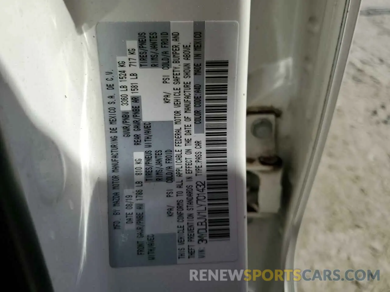 13 fotografías del automóvil dañado 3MYDLBJV1LY701432 TOYOTA YARIS 2020