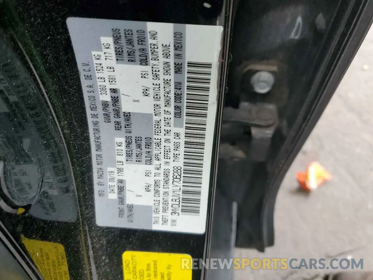 12 fotografías del automóvil dañado 3MYDLBJV1LY706288 TOYOTA YARIS 2020