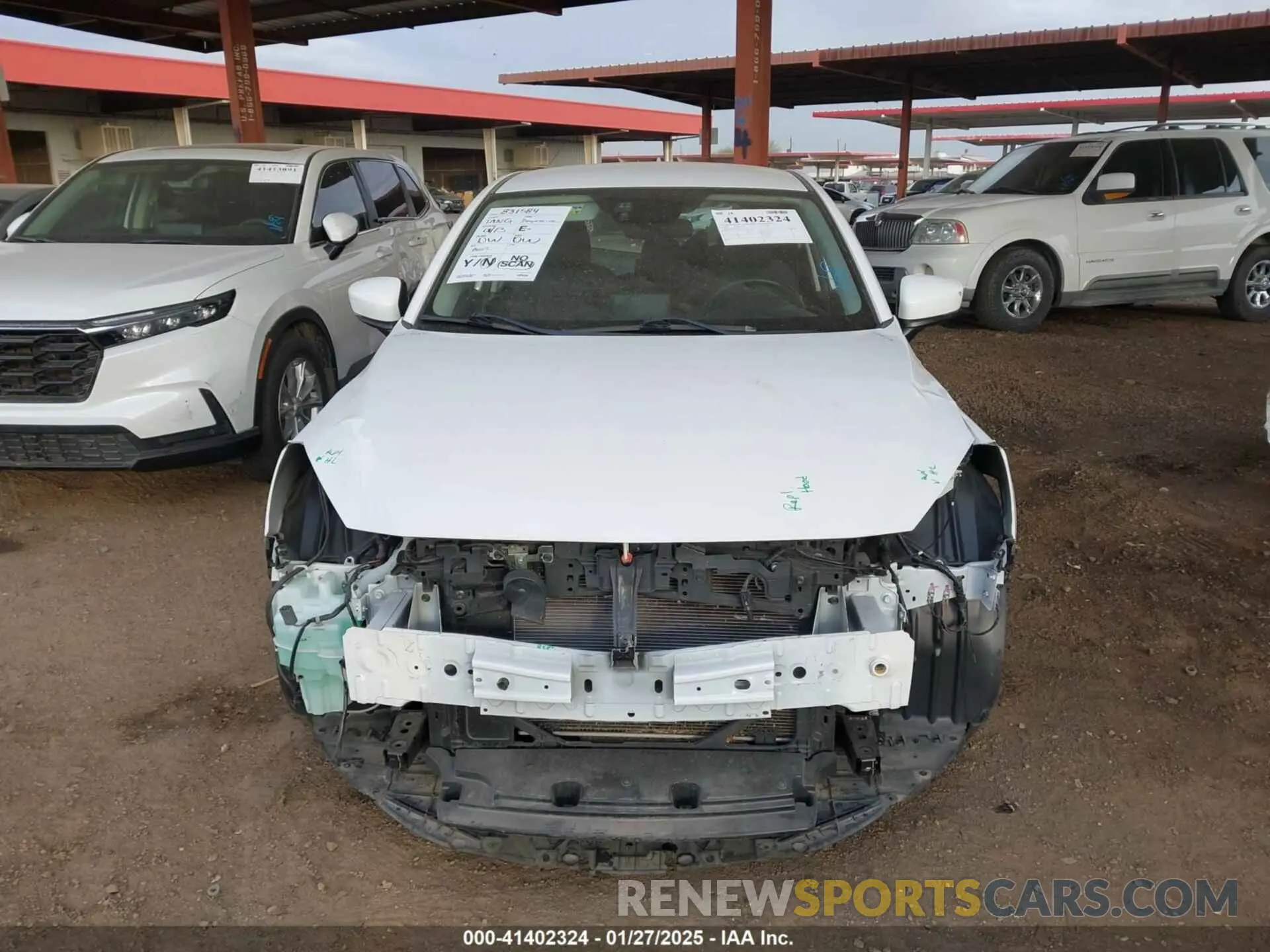 13 fotografías del automóvil dañado 3MYDLBJV3LY703795 TOYOTA YARIS 2020