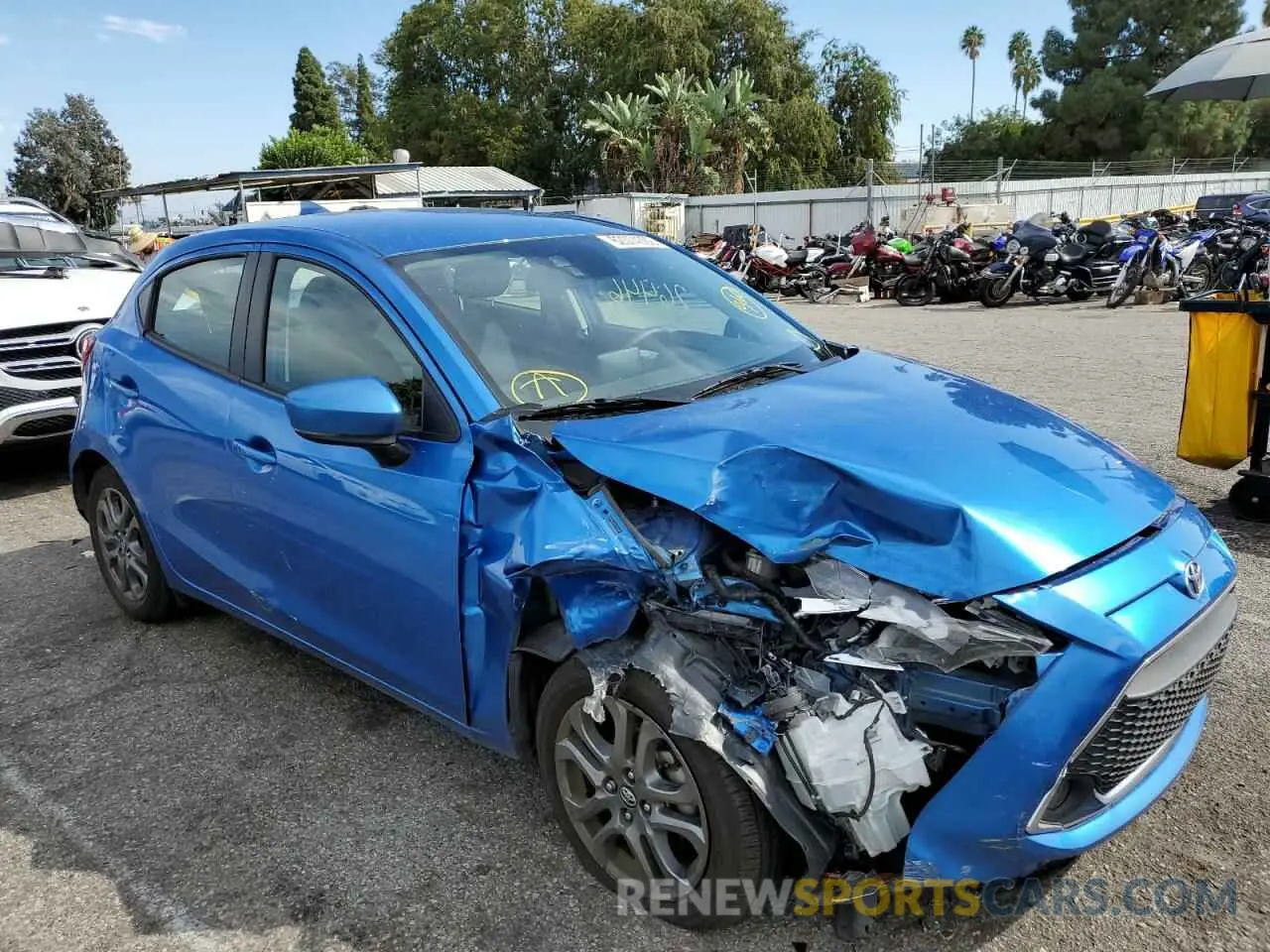 1 fotografías del automóvil dañado 3MYDLBJV3LY705417 TOYOTA YARIS 2020