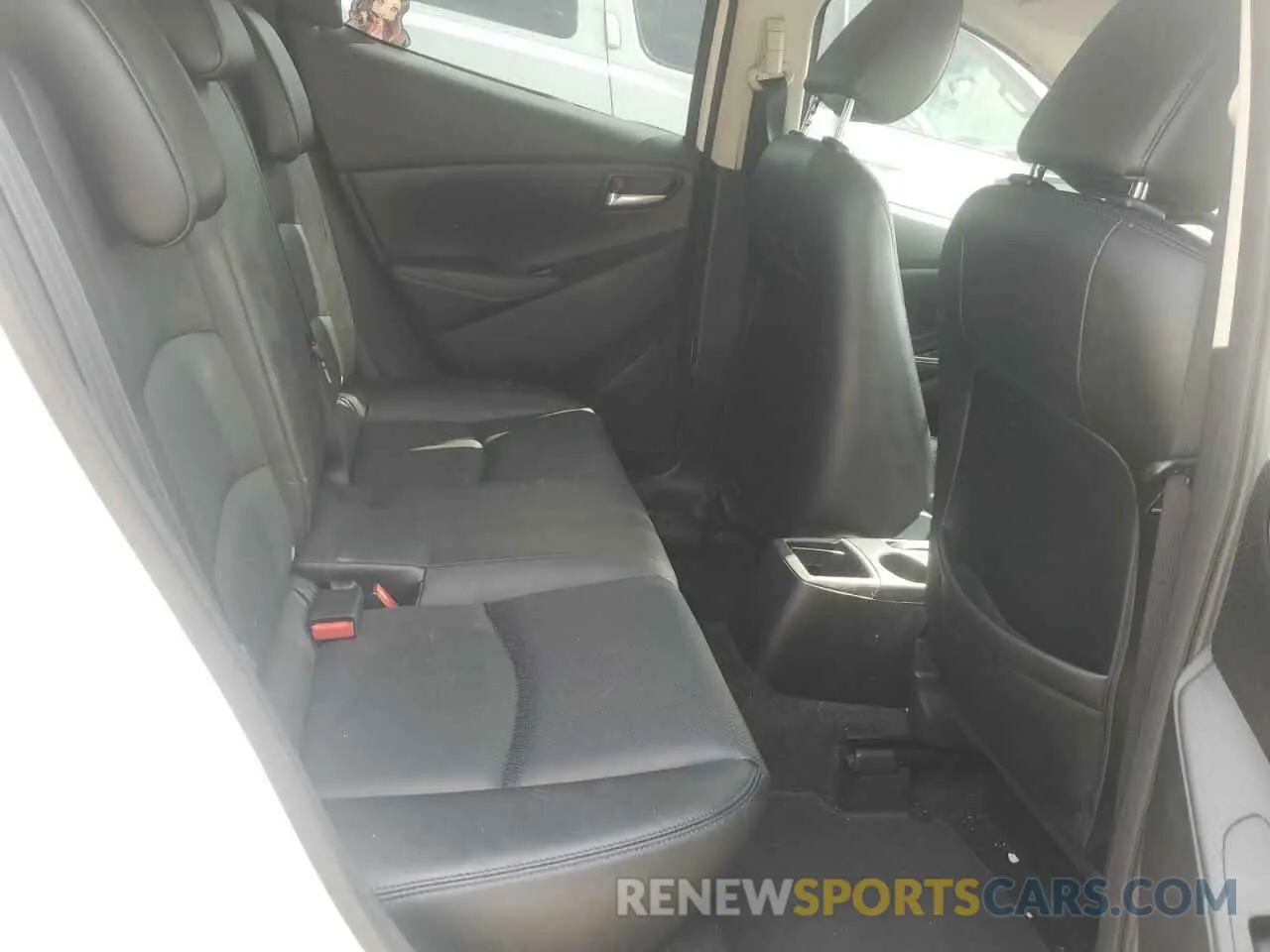10 fotografías del automóvil dañado 3MYDLBJV6LY704391 TOYOTA YARIS 2020