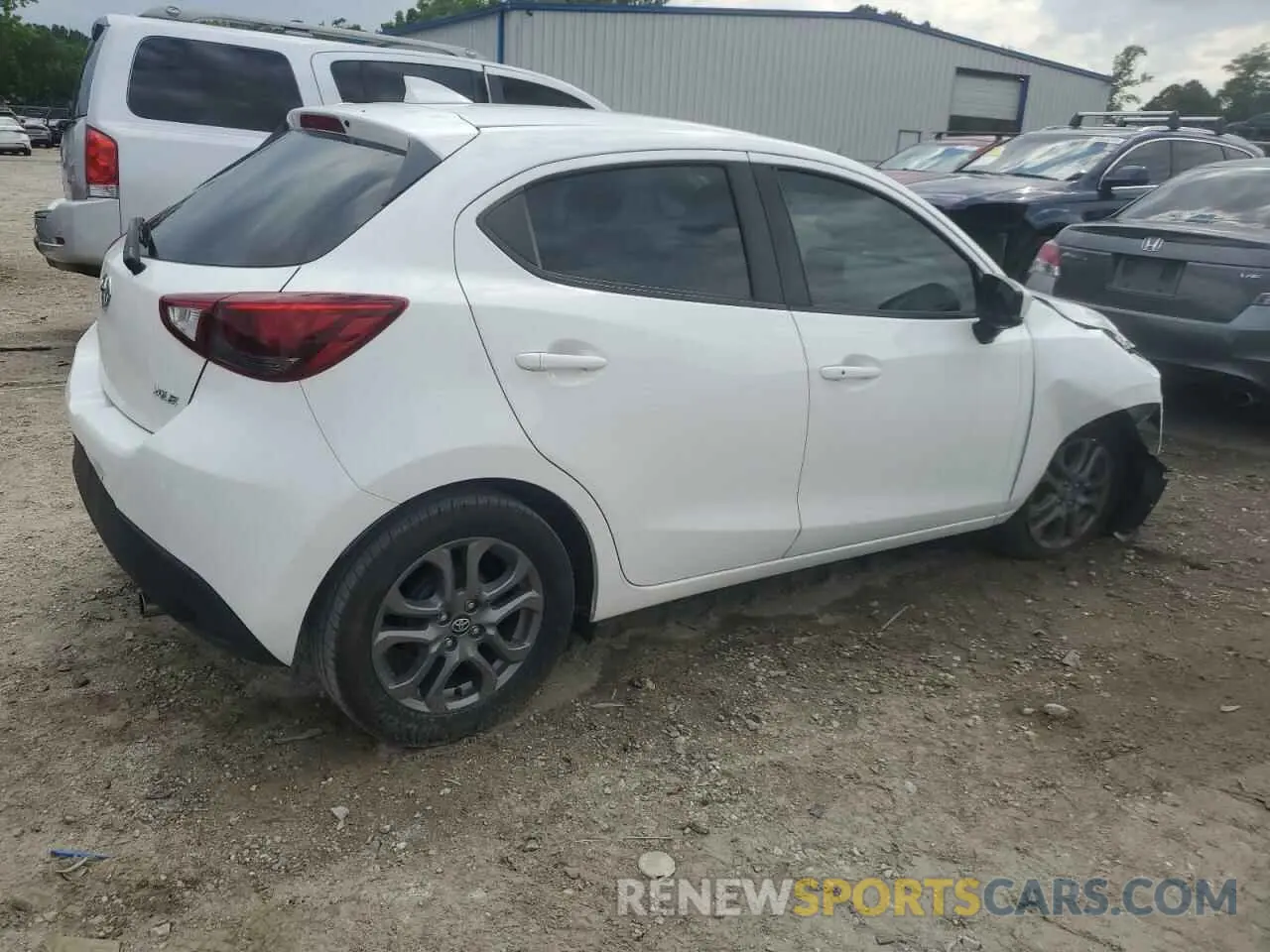 3 fotografías del automóvil dañado 3MYDLBJV6LY704391 TOYOTA YARIS 2020