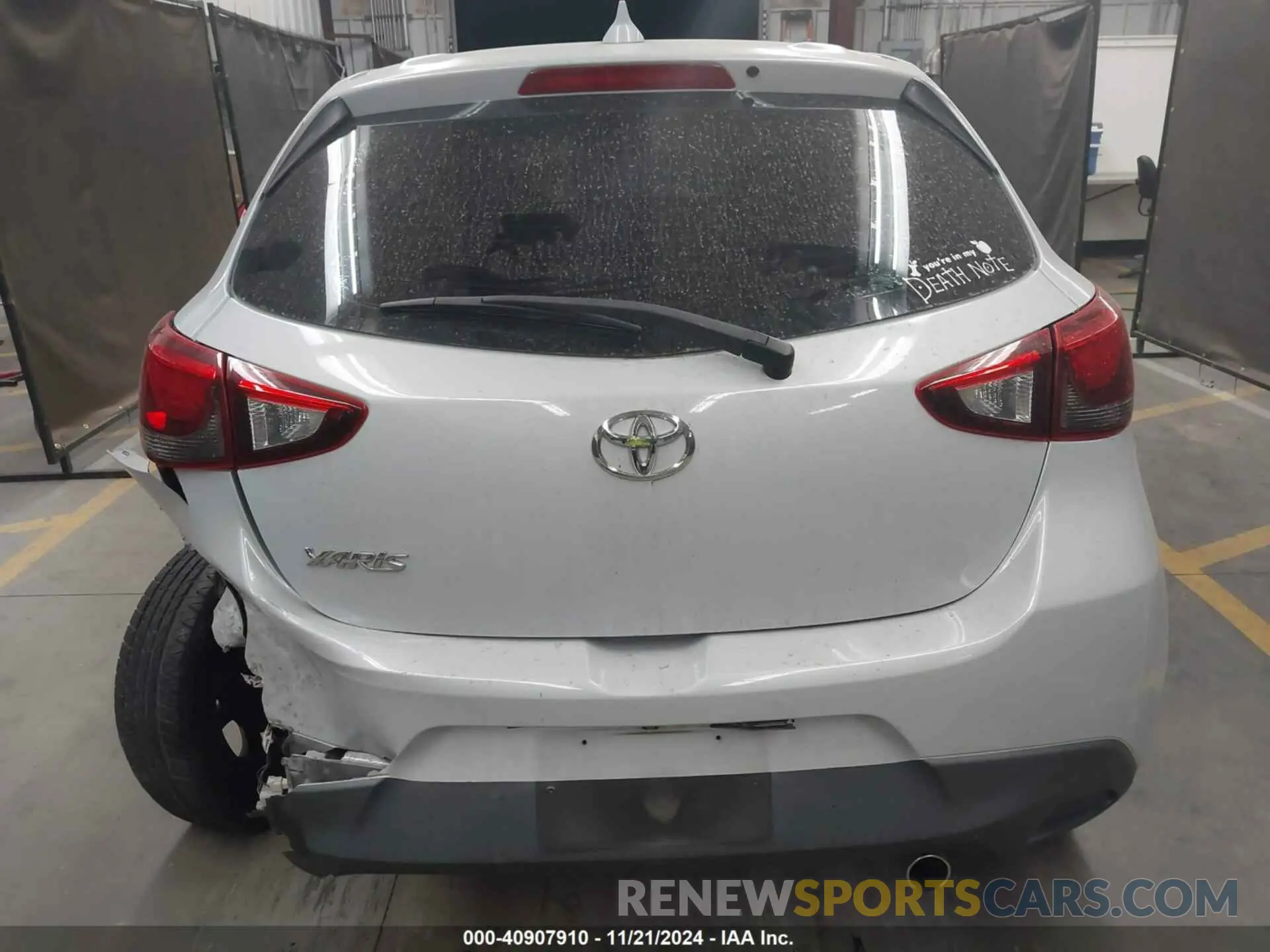 16 fotografías del automóvil dañado 3MYDLBJV6LY704584 TOYOTA YARIS 2020