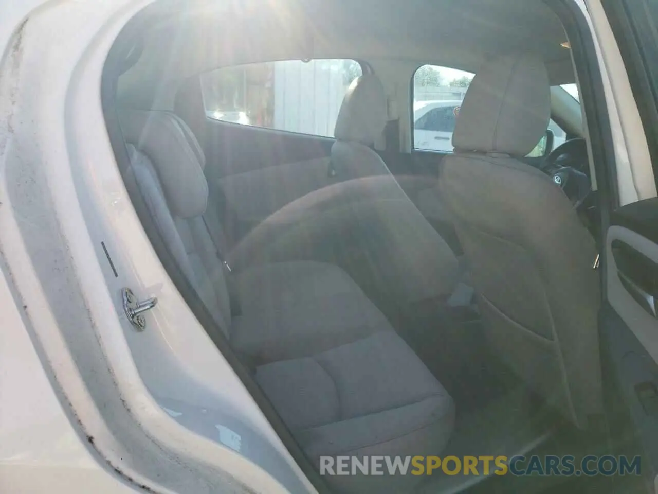 6 fotografías del automóvil dañado 3MYDLBJV6LY706139 TOYOTA YARIS 2020