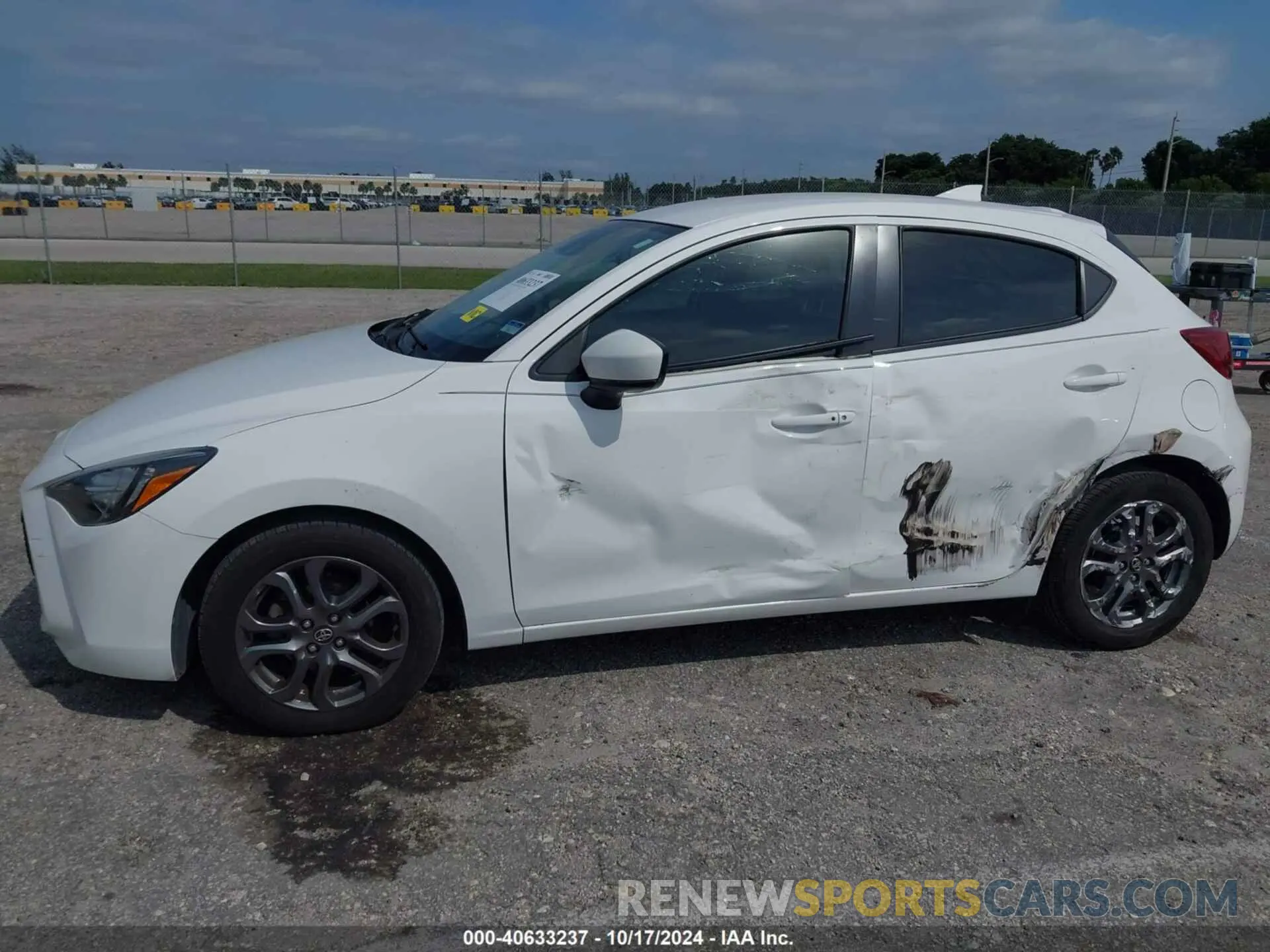 6 fotografías del automóvil dañado 3MYDLBJVXLY703650 TOYOTA YARIS 2020