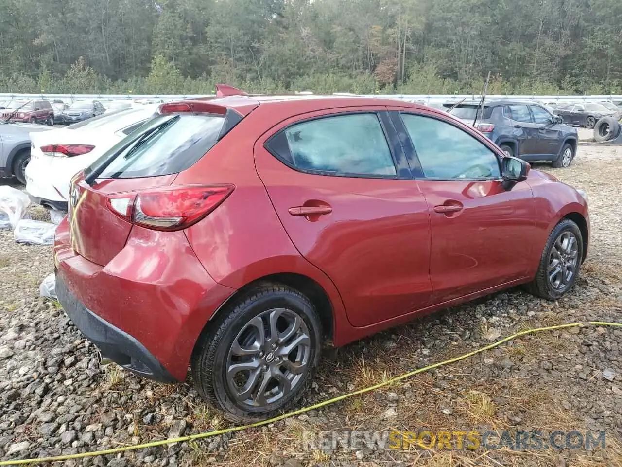 3 fotografías del automóvil dañado 3MYDLBJVXLY708248 TOYOTA YARIS 2020